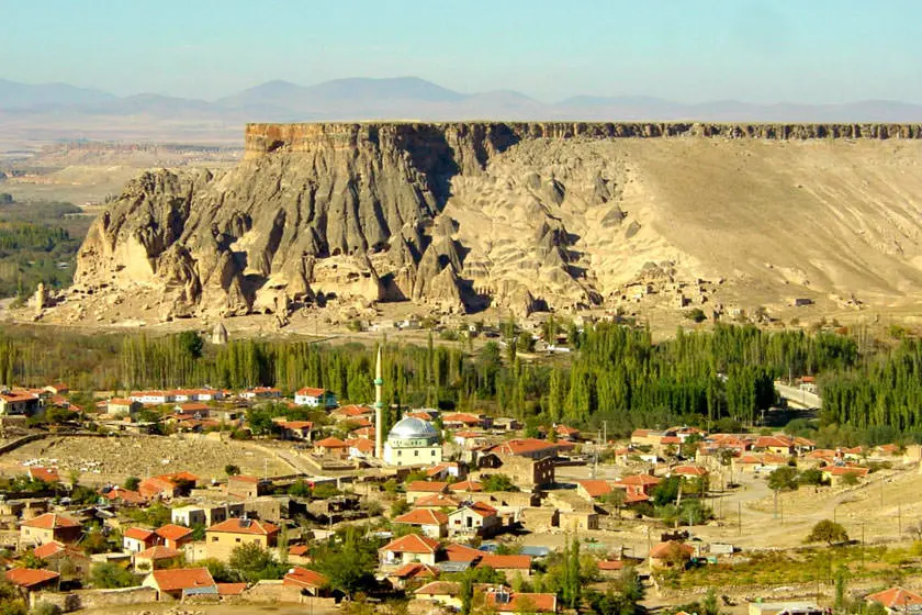 آق سرای 