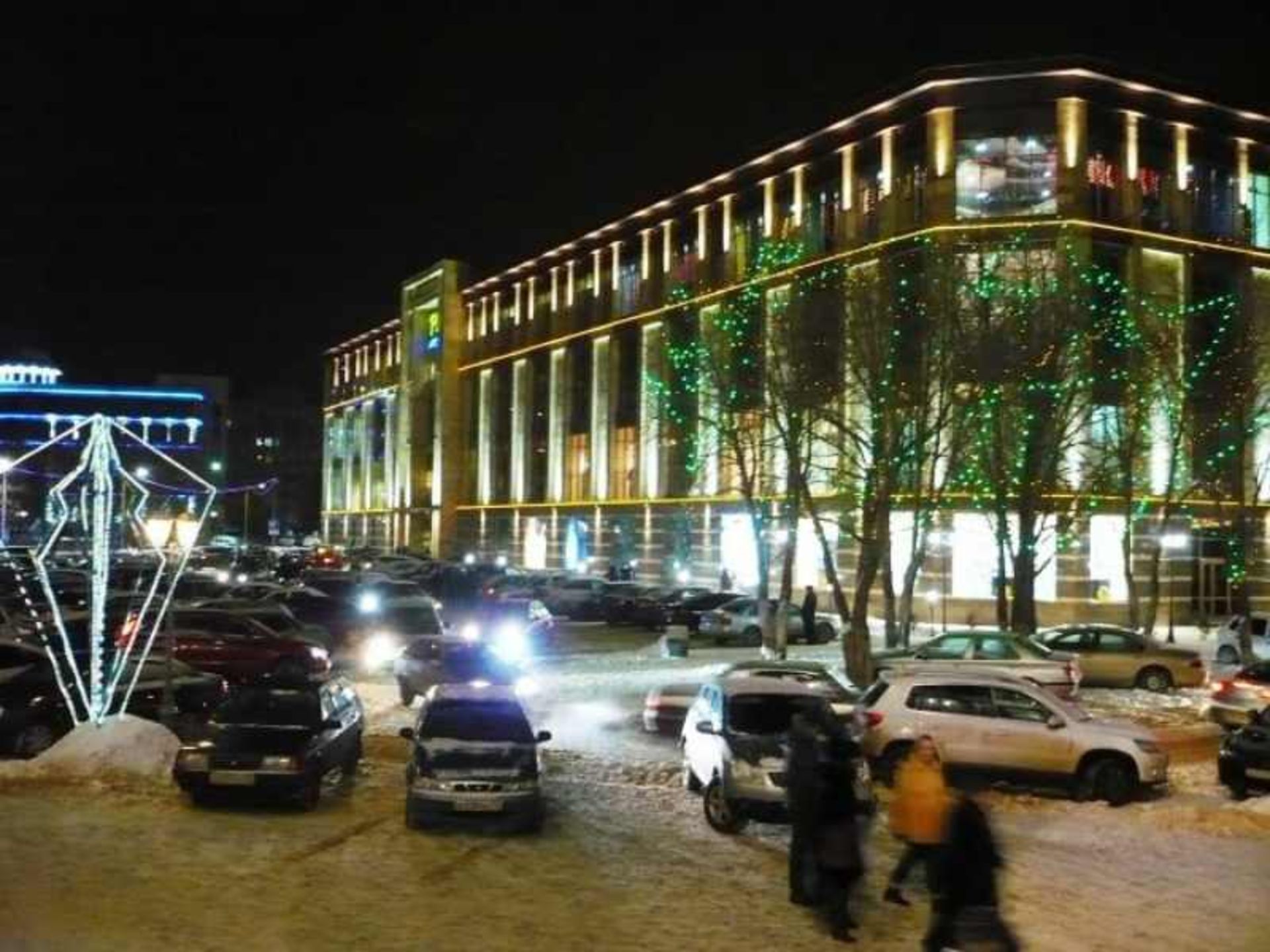 مراکز خرید شهرهای میزبان جام جهانی ۲۰۱۸