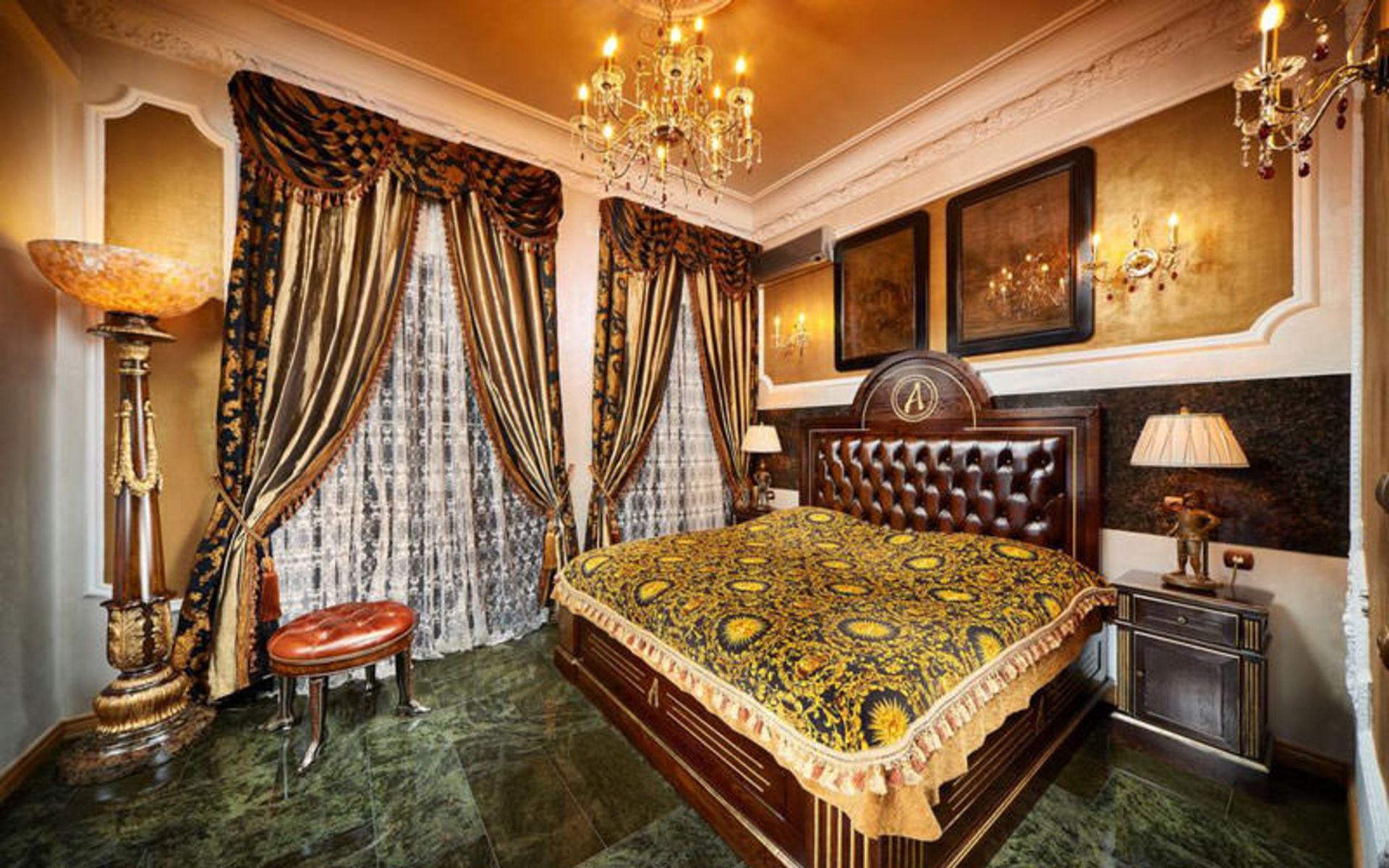 هتل بوتیک آنا (Anna Boutique Hotel)