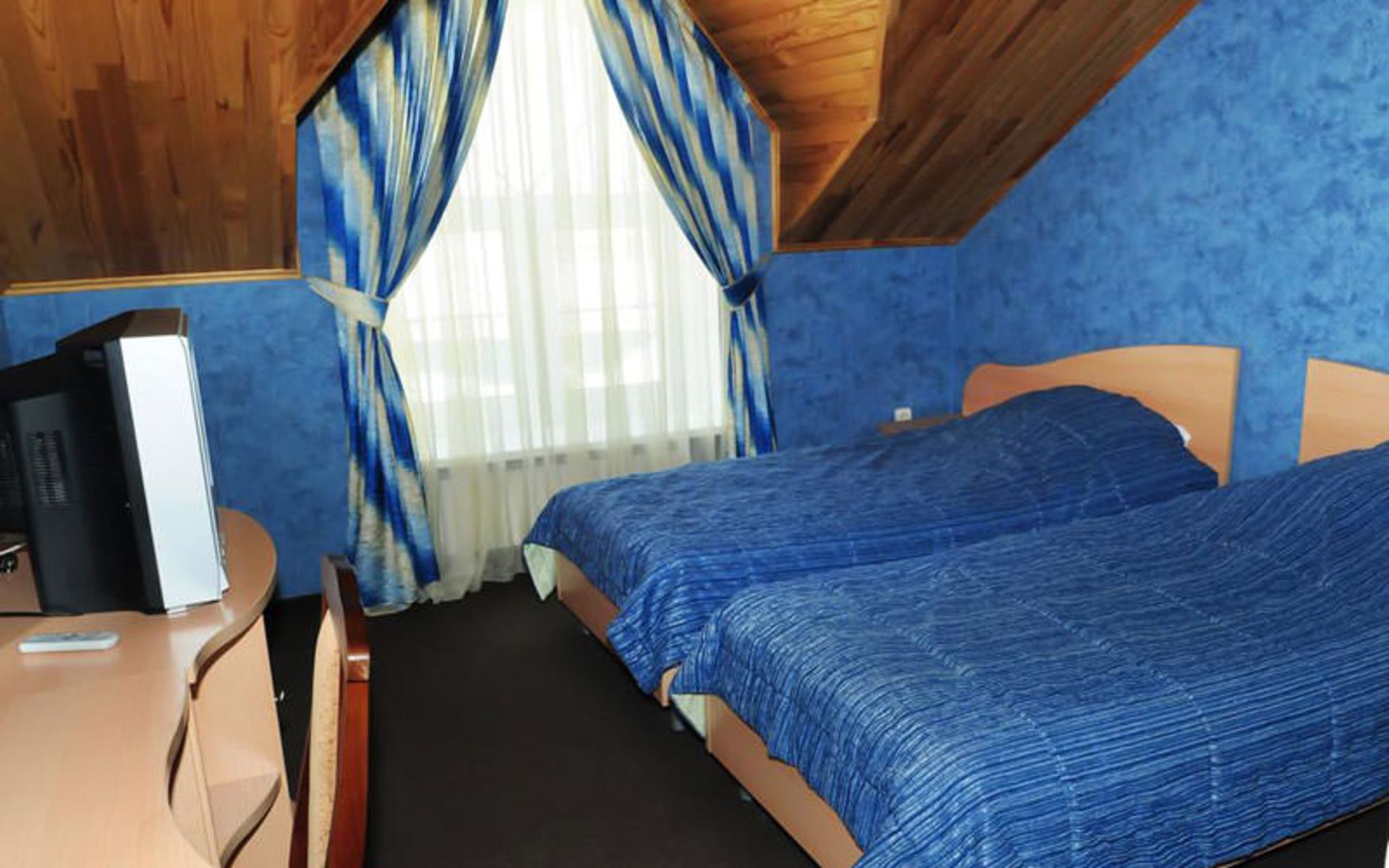 هتل پارک (Park Hotel)