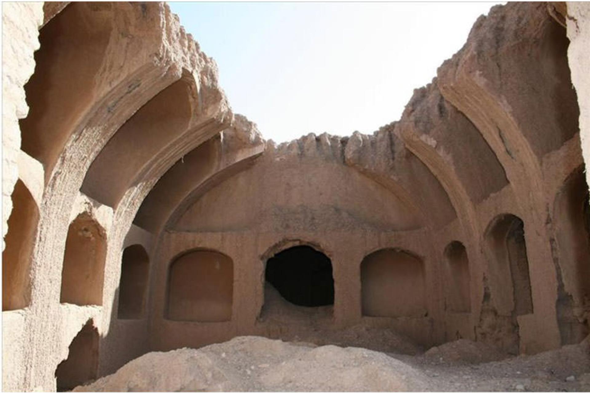 ارگ مورچه خورت