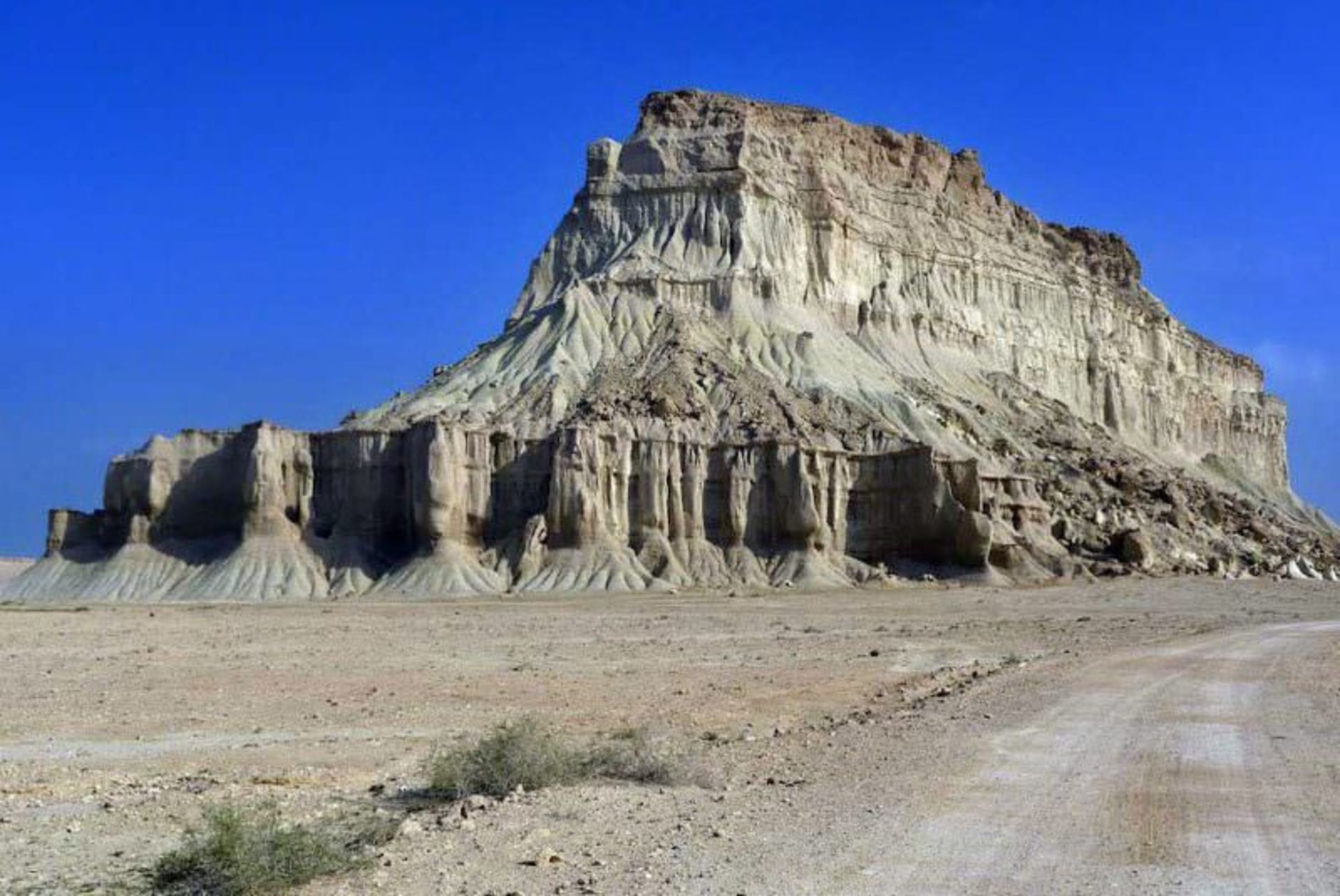 دره تندیس ها