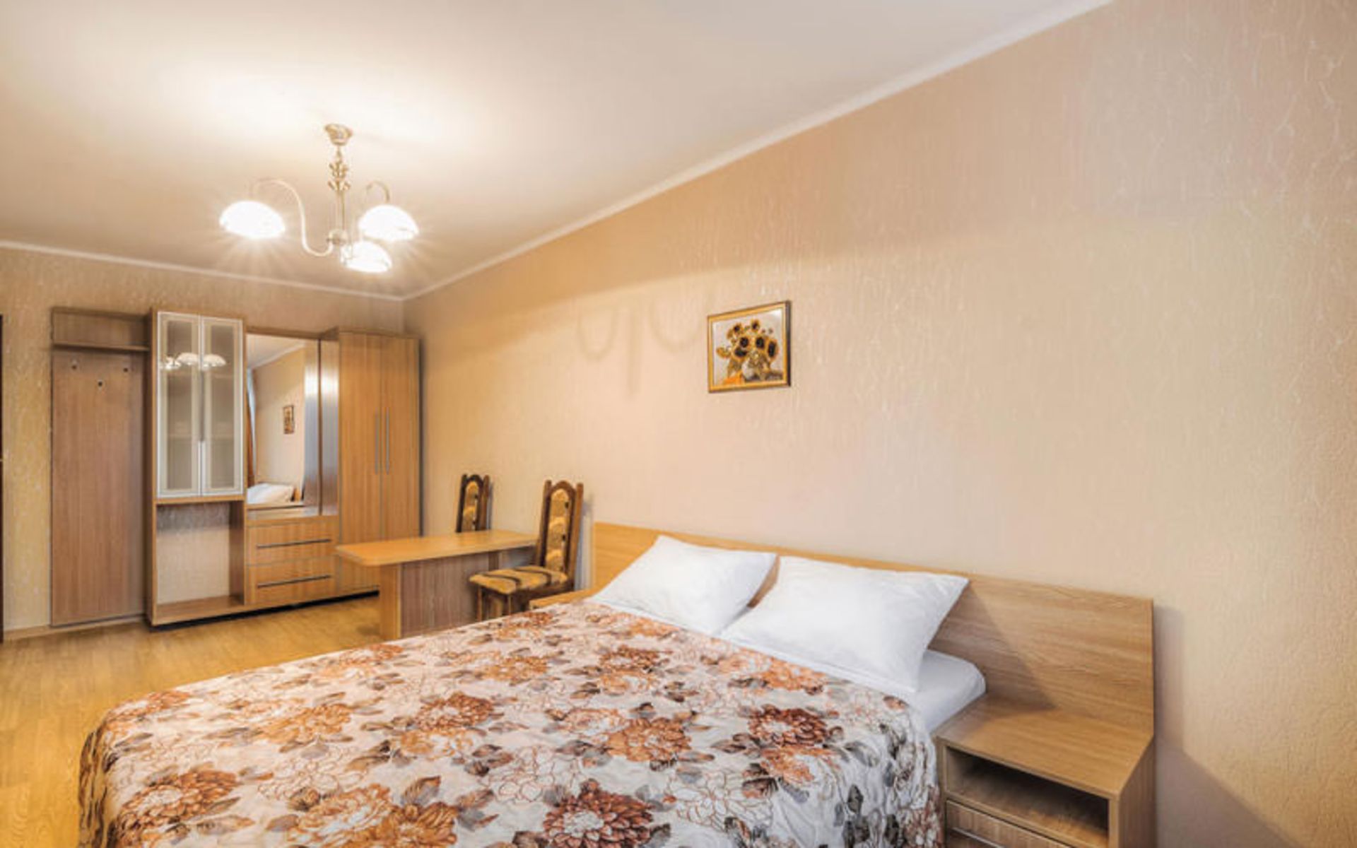 هتل مایاک (Hotel Mayak)