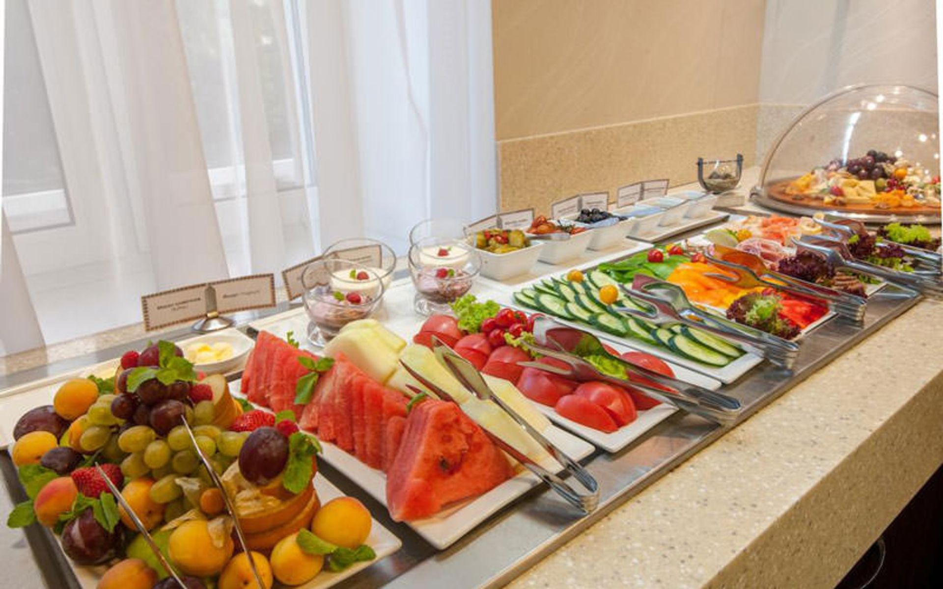هتل گرند اونیو (Grand Avenue by USTA Hotels)