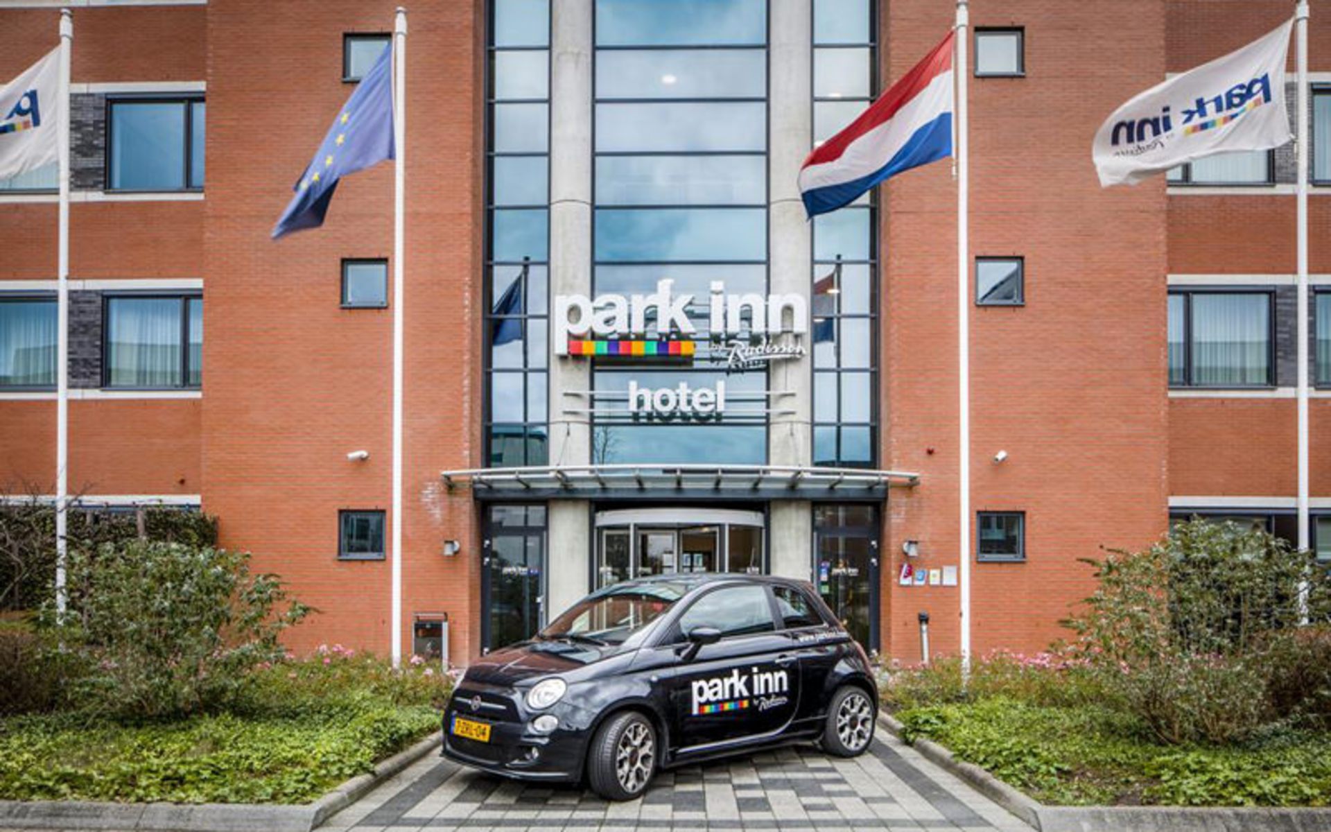هتل پارک این بای رادیسون آمستردام ایرپورت اسخیپول (Park Inn by Radisson Amsterdam Airport Schiphol)