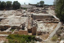 منطقه باستانی کوموس
