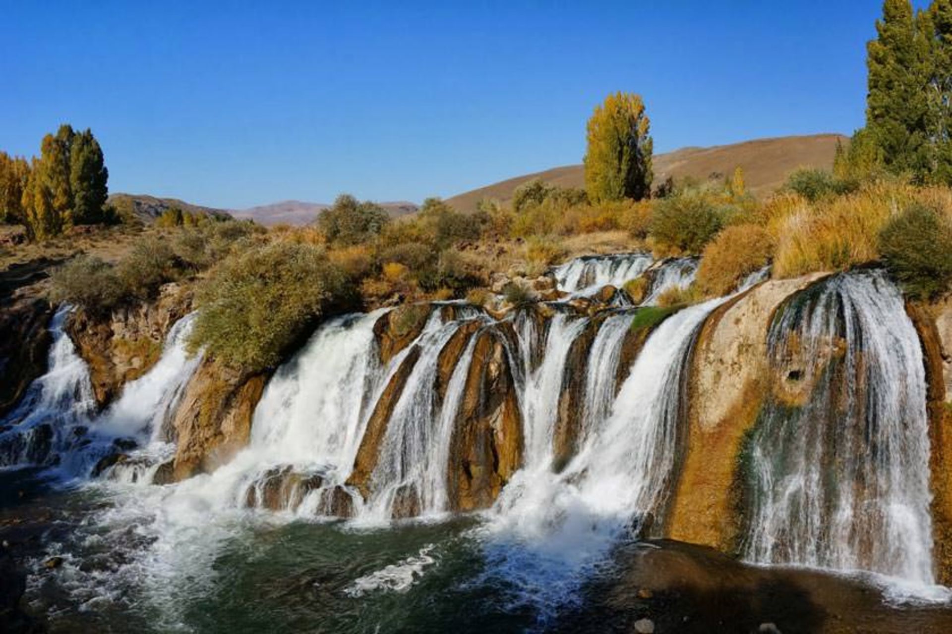 وان