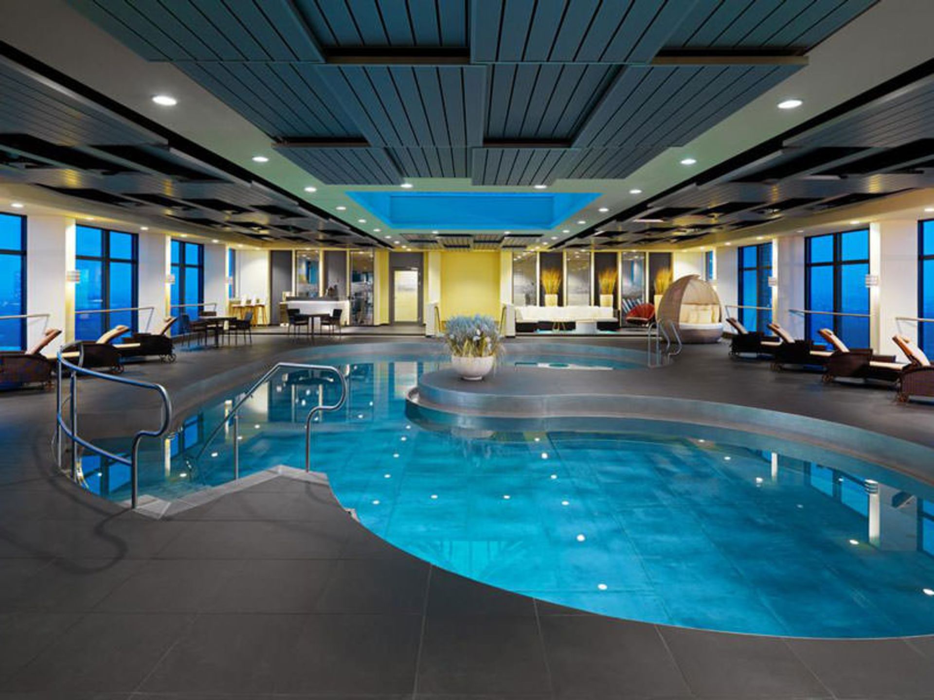 هتل شرایتون مونیخ آرابلا پارک (Sheraton München Arabellapark Hotel)