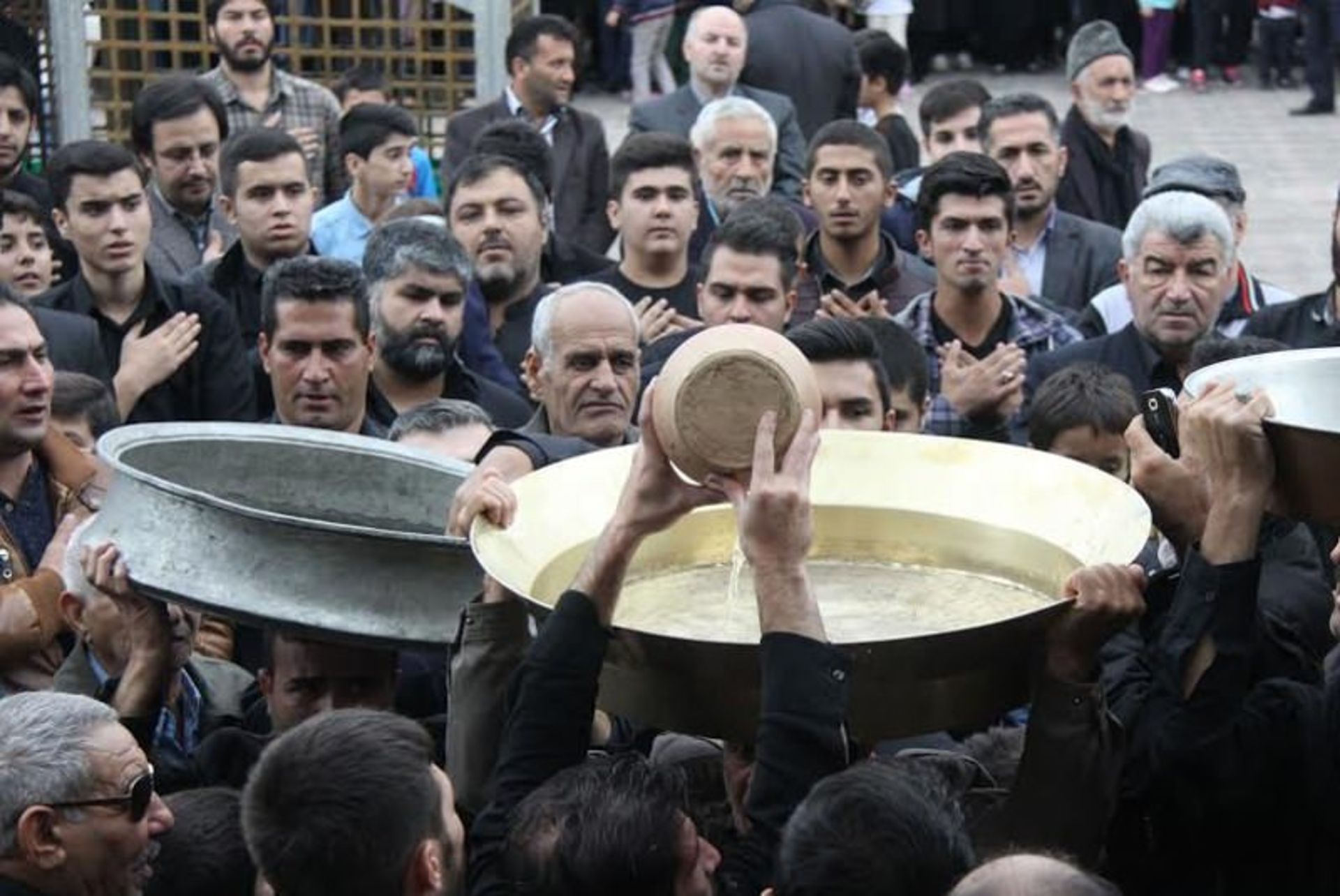 آئین طشت گذاری