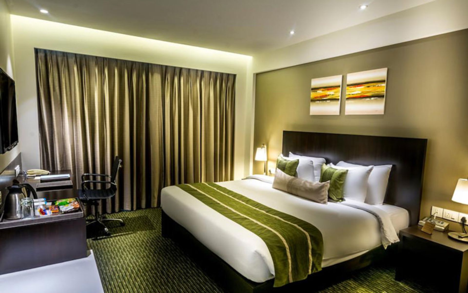 هتل روداس ان اکوتل (Rodas An Ecotel Hotel)
