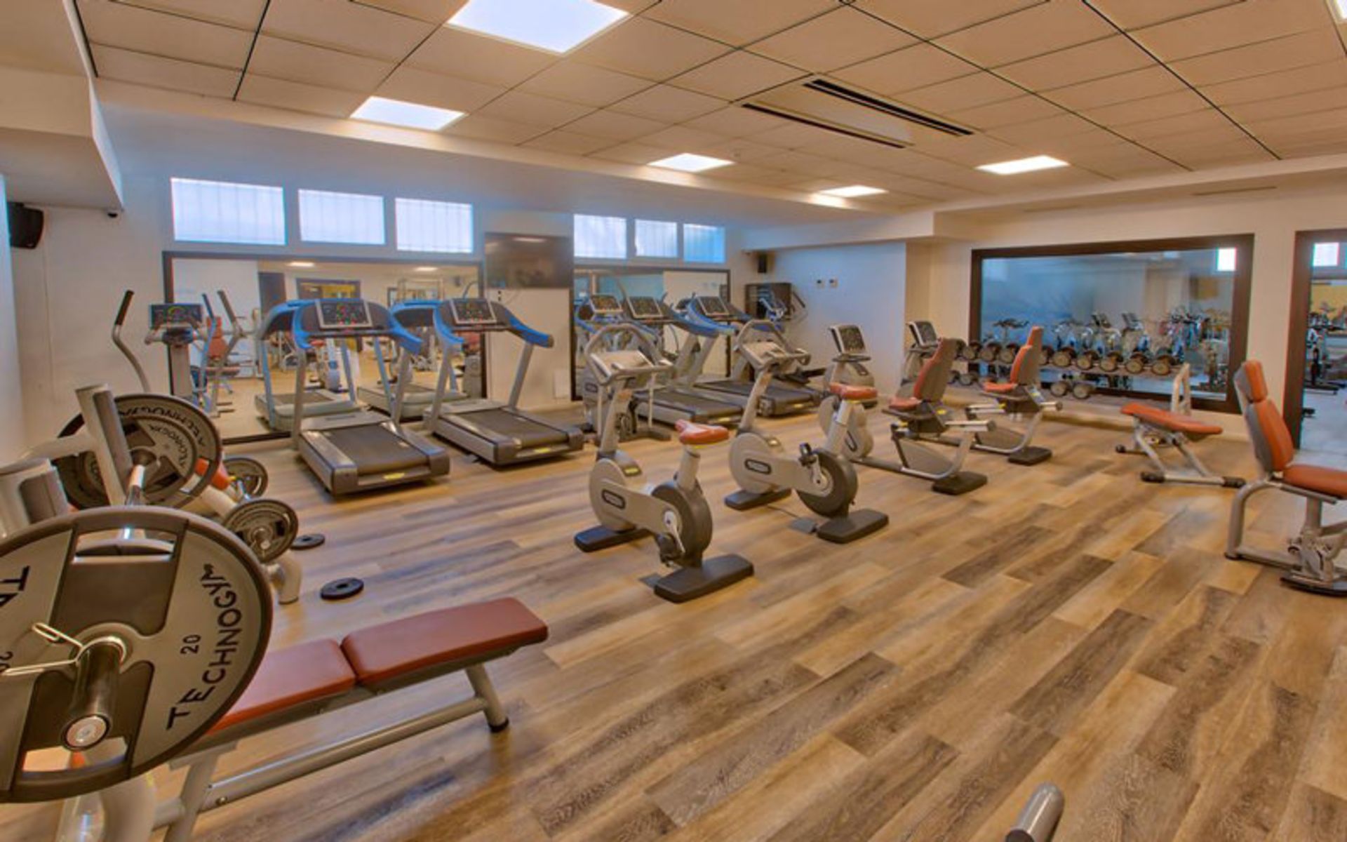 هتل رویال تولیپ سیتی سنتر (Royal Tulip City Center)