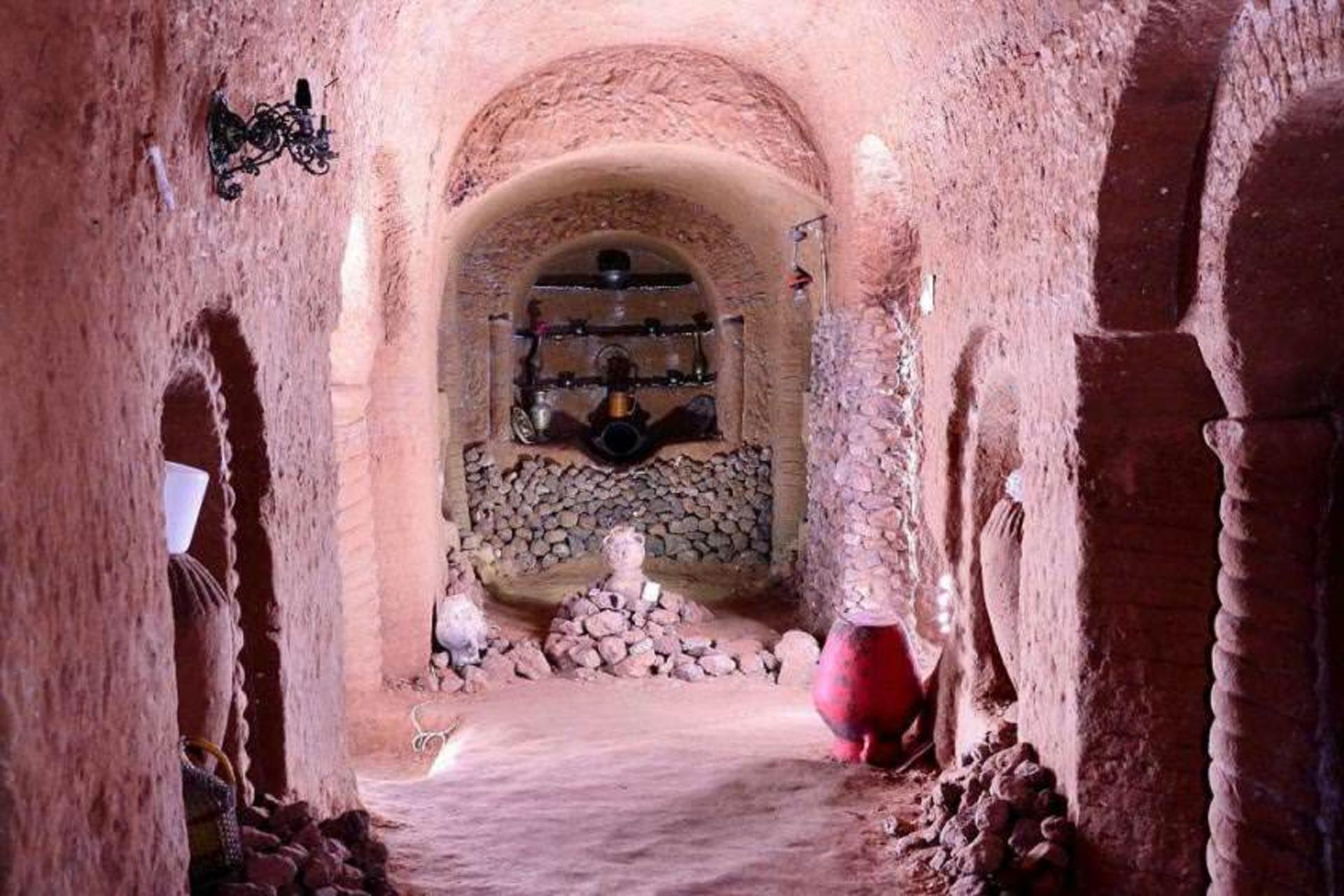 غار زیرزمینی