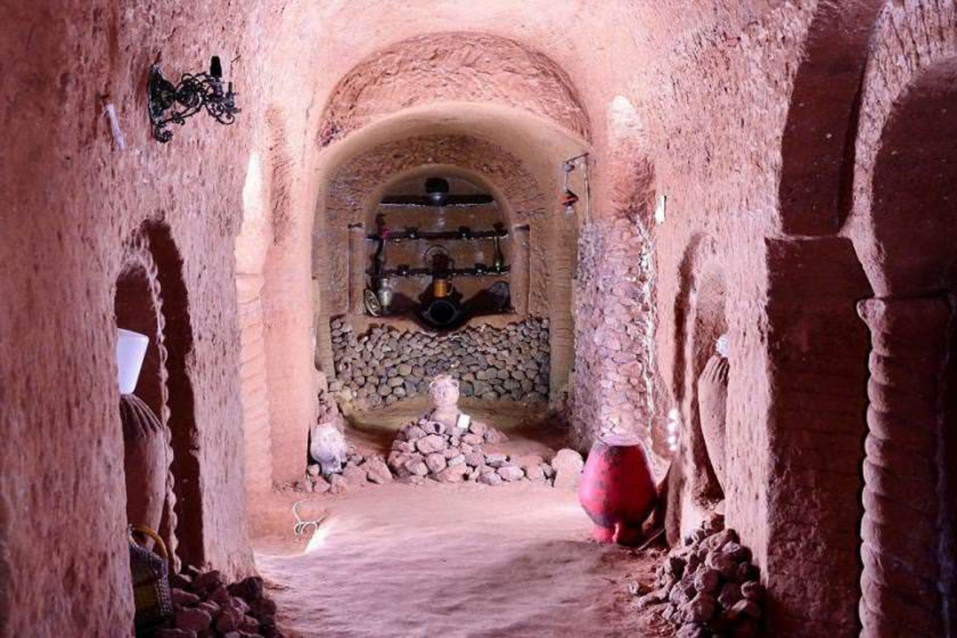 غار زیرزمینی