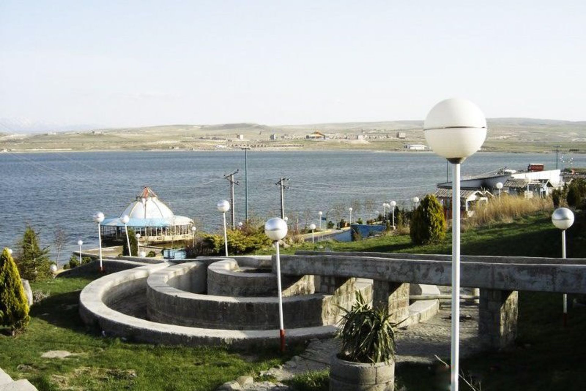 دریاچه شورابیل