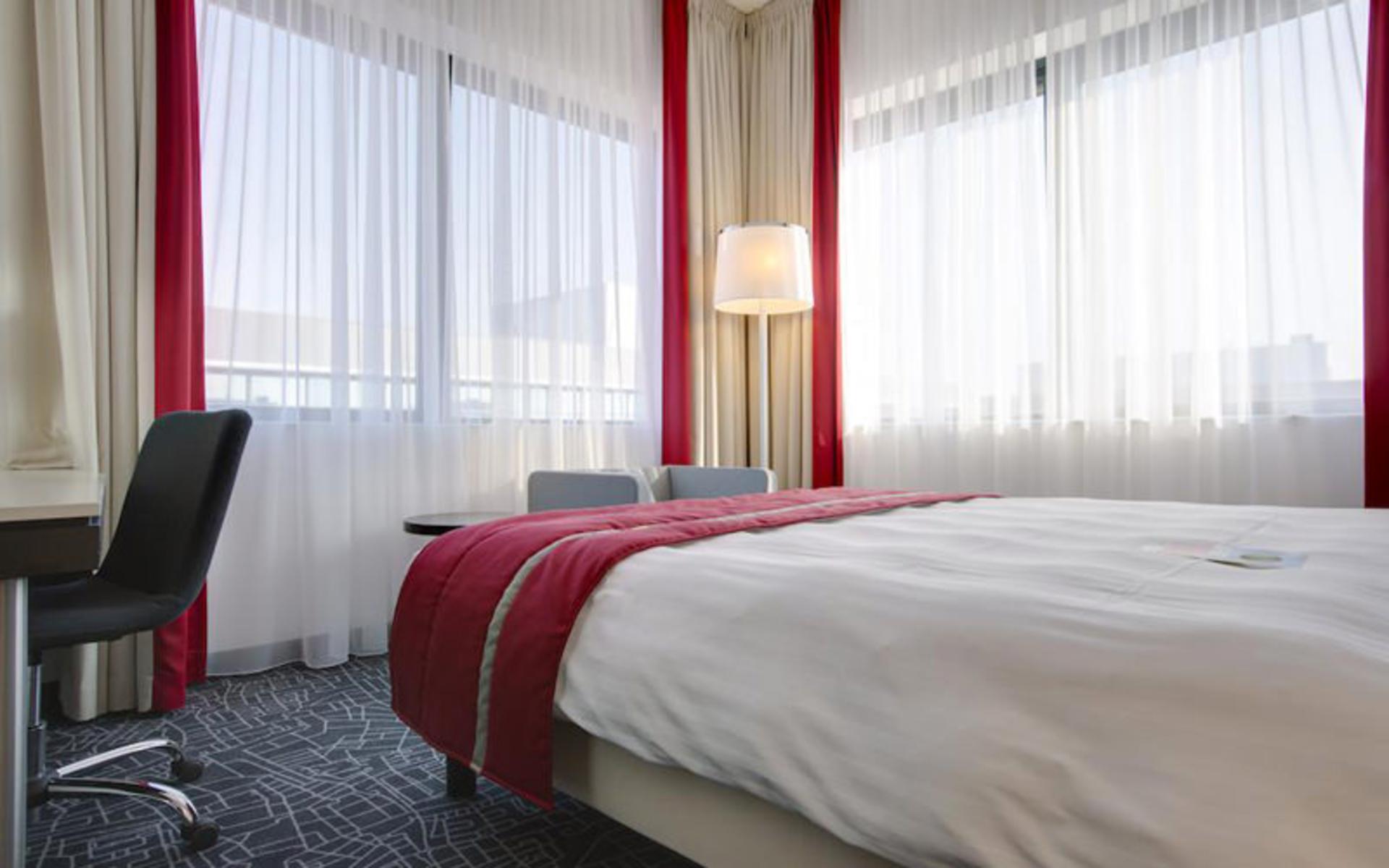 هتل پارک این بای رادیسون آمستردام ایرپورت اسخیپول (Park Inn by Radisson Amsterdam Airport Schiphol)
