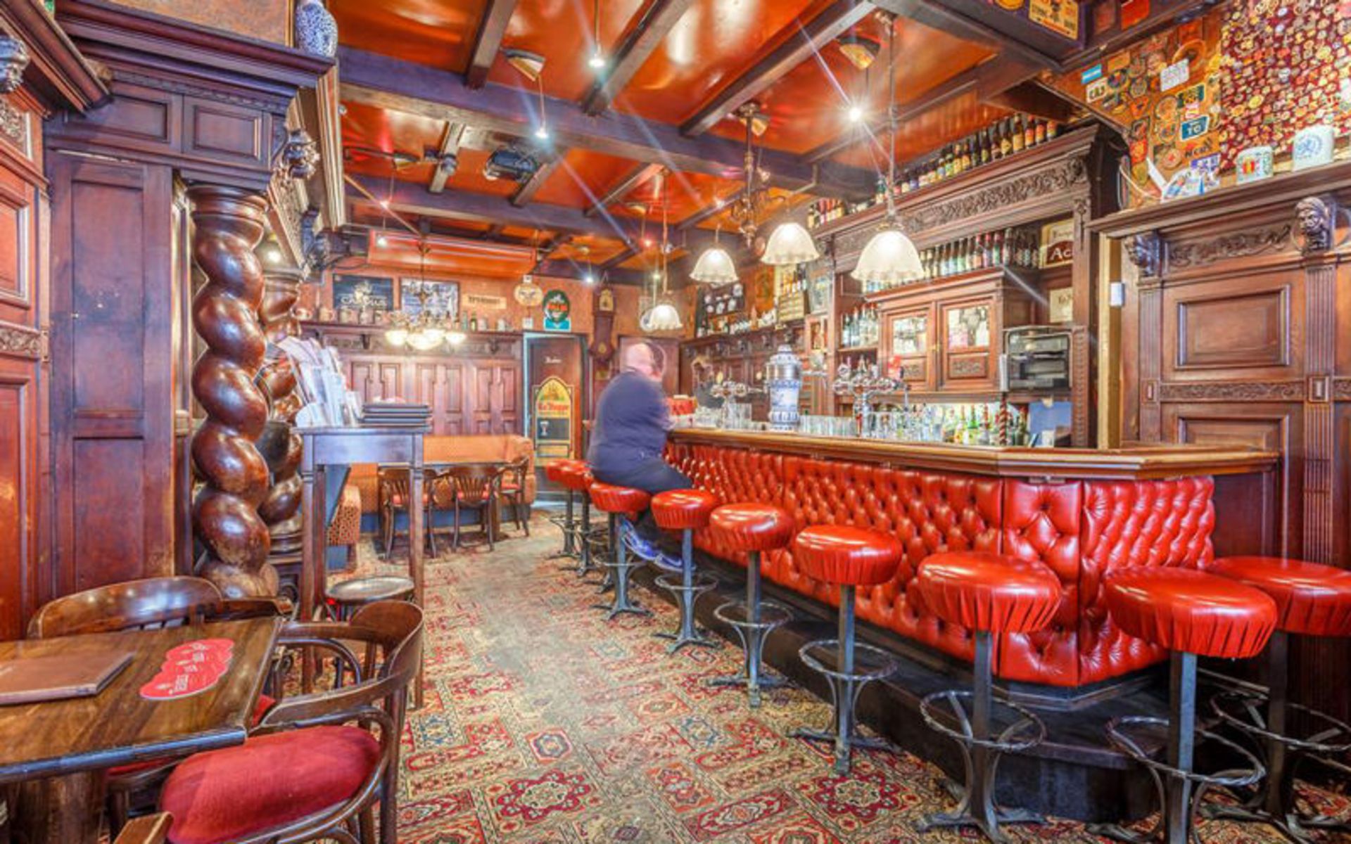 هتل اولد نیکل (The Old Nickel Hotel)