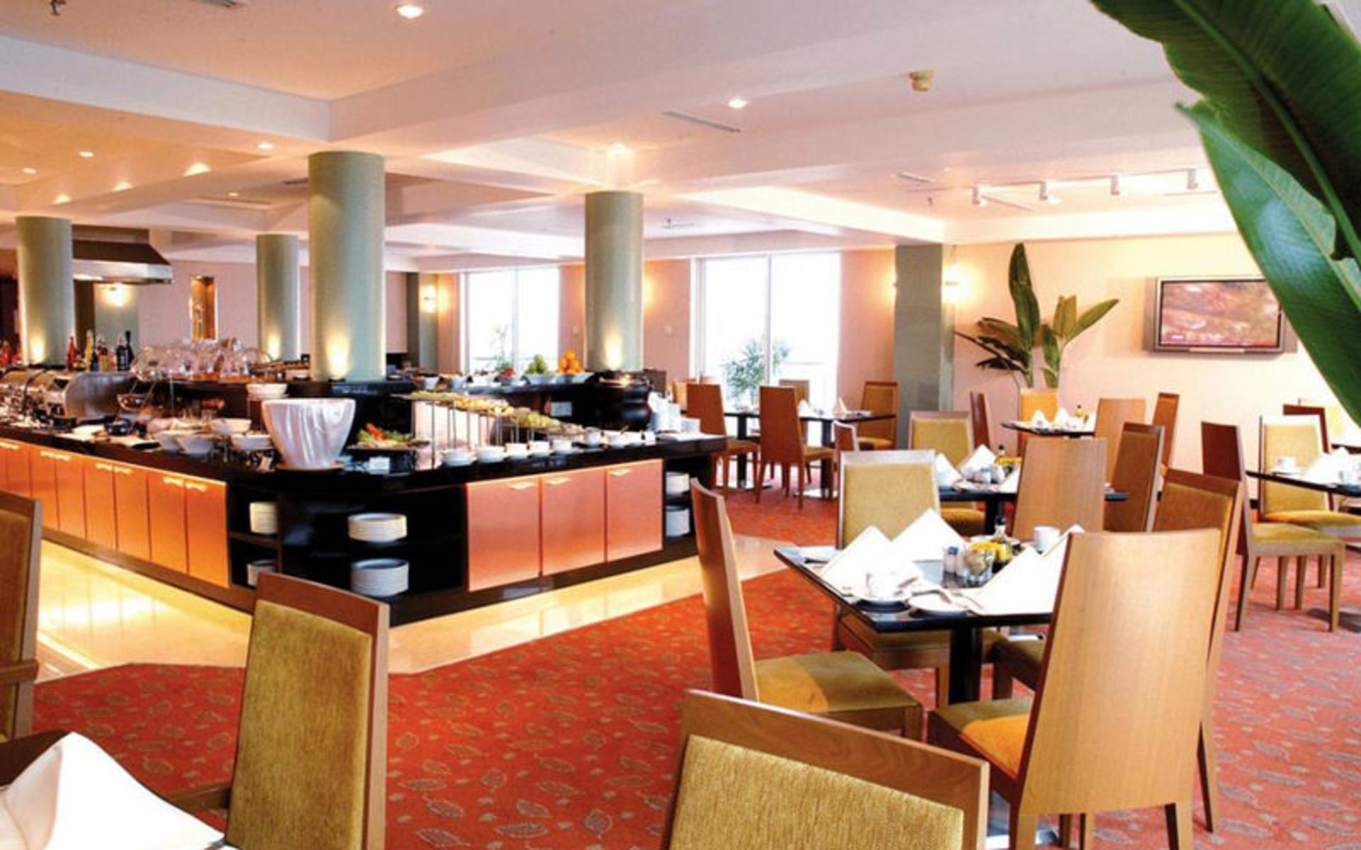 هتل پی ان بی پردانا سوئیتز آن پارک (PNB Perdana Hotel & Suites On The Park)