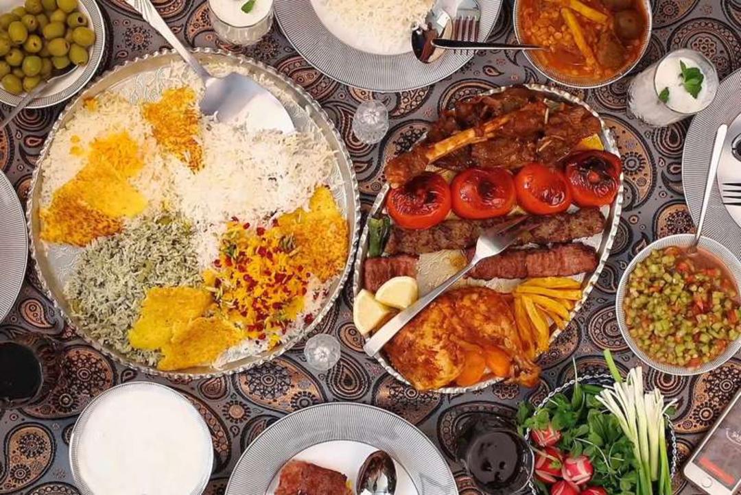 تنوع غذاها در رستوران های نمک آبرود