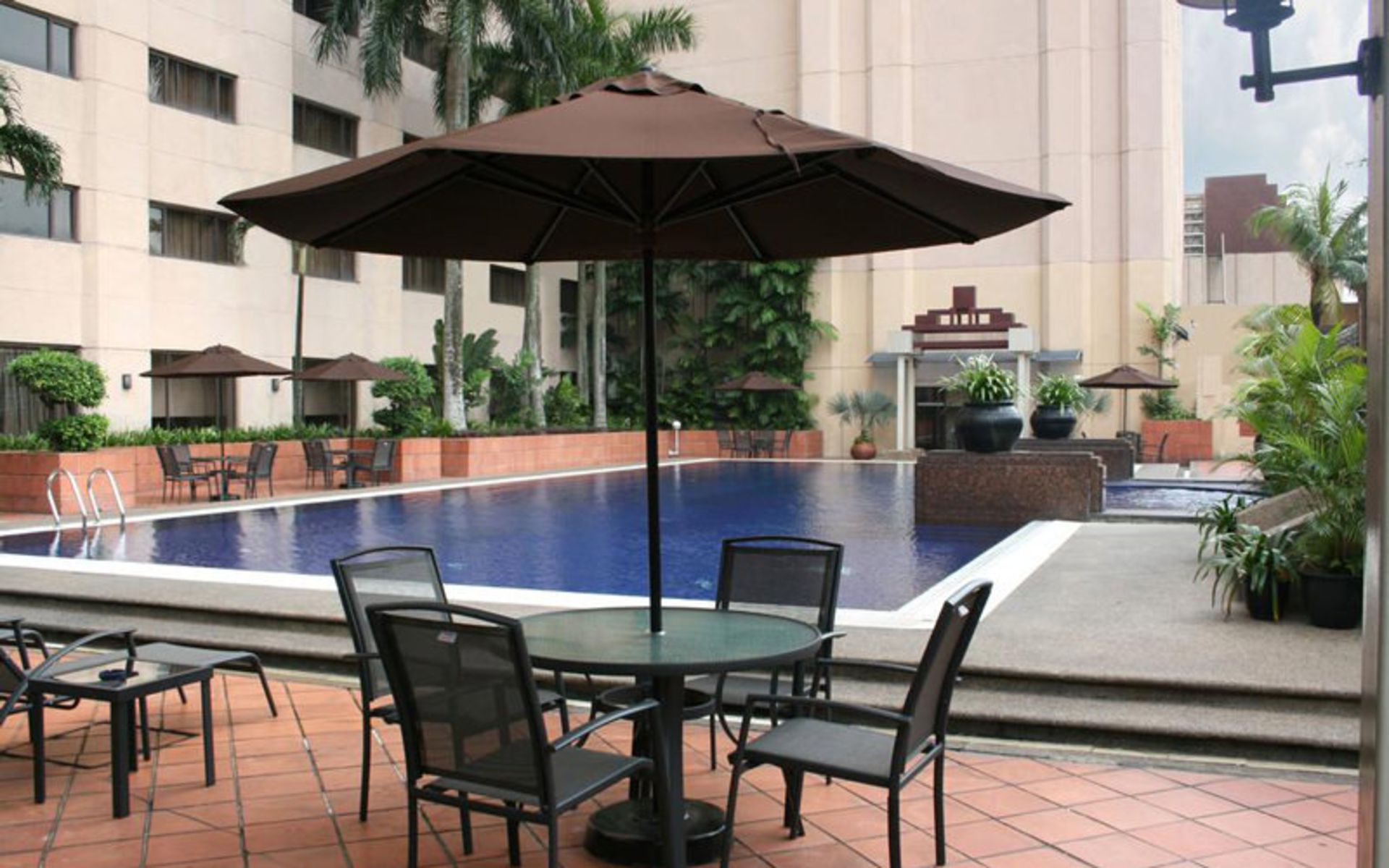 هتل گرند سیزن کوالالامپور (Grand Seasons Hotel Kuala Lumpur)