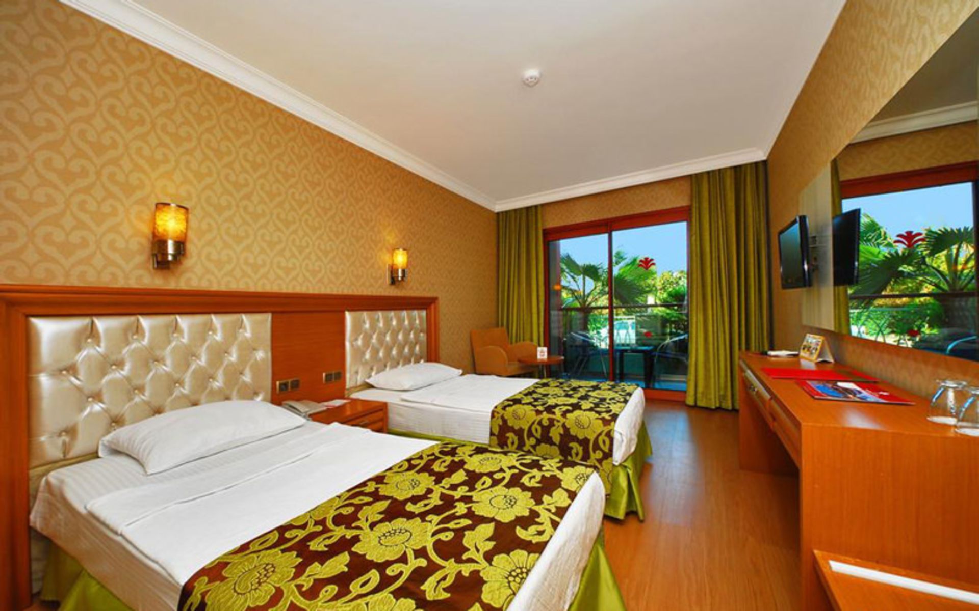 هتل پاشا بی (Pasabey Hotel)