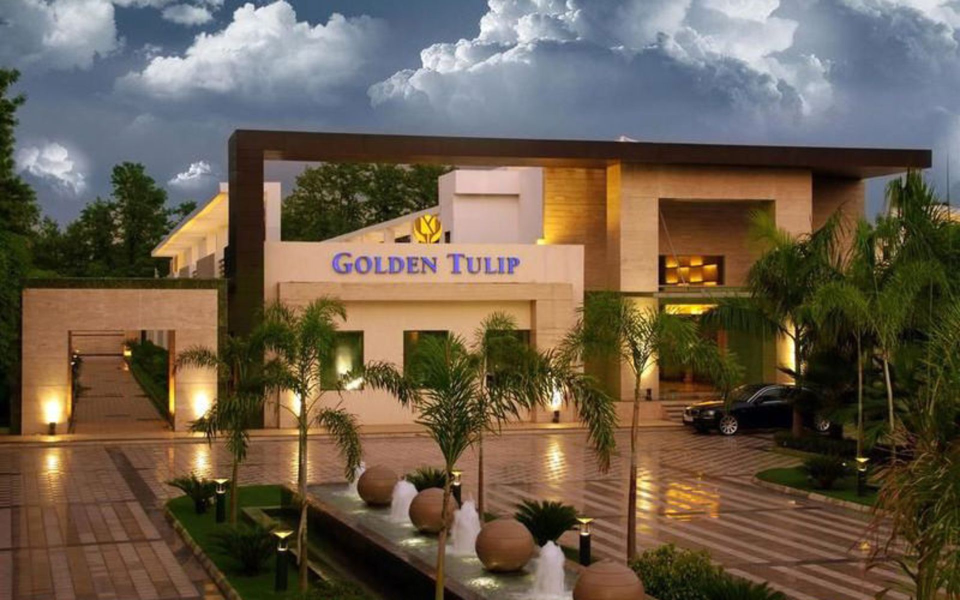 هتل گلدن تولیپ چاتارپور (Golden Tulip Chattarpur)
