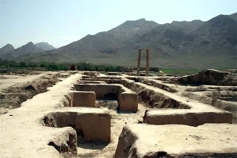 کاخ خورهه اشکانی