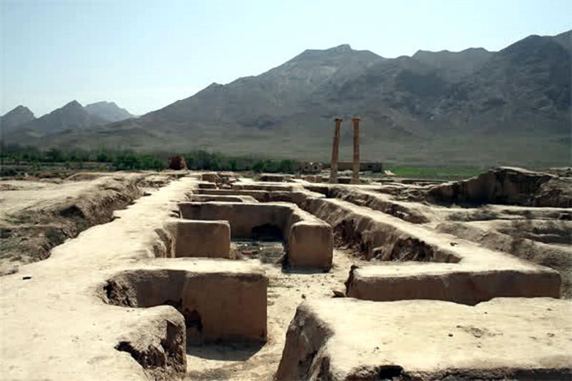 کاخ خورهه اشکانی