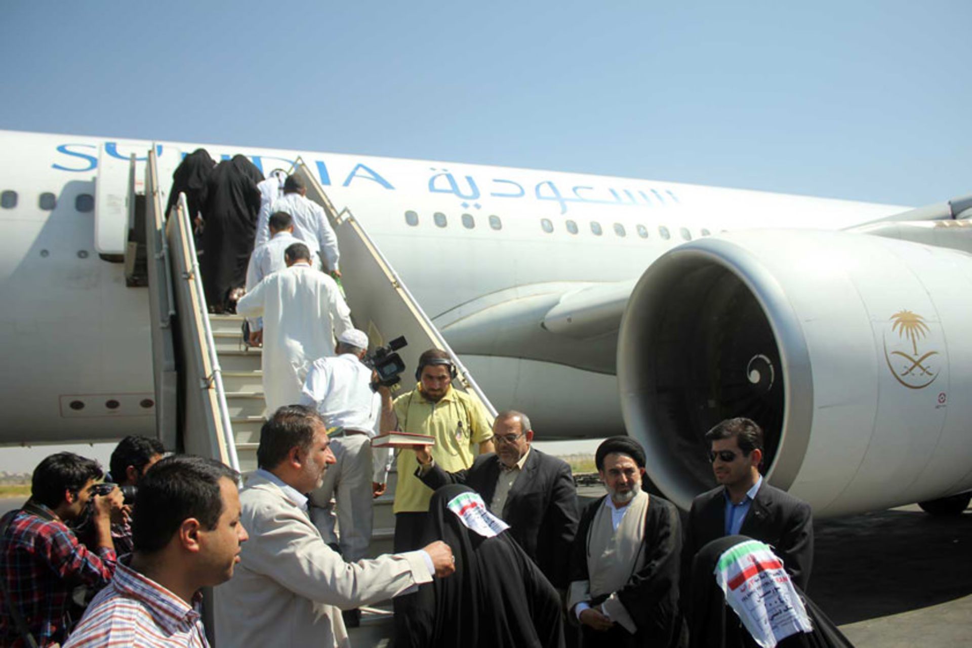 ارز همراه حجاج