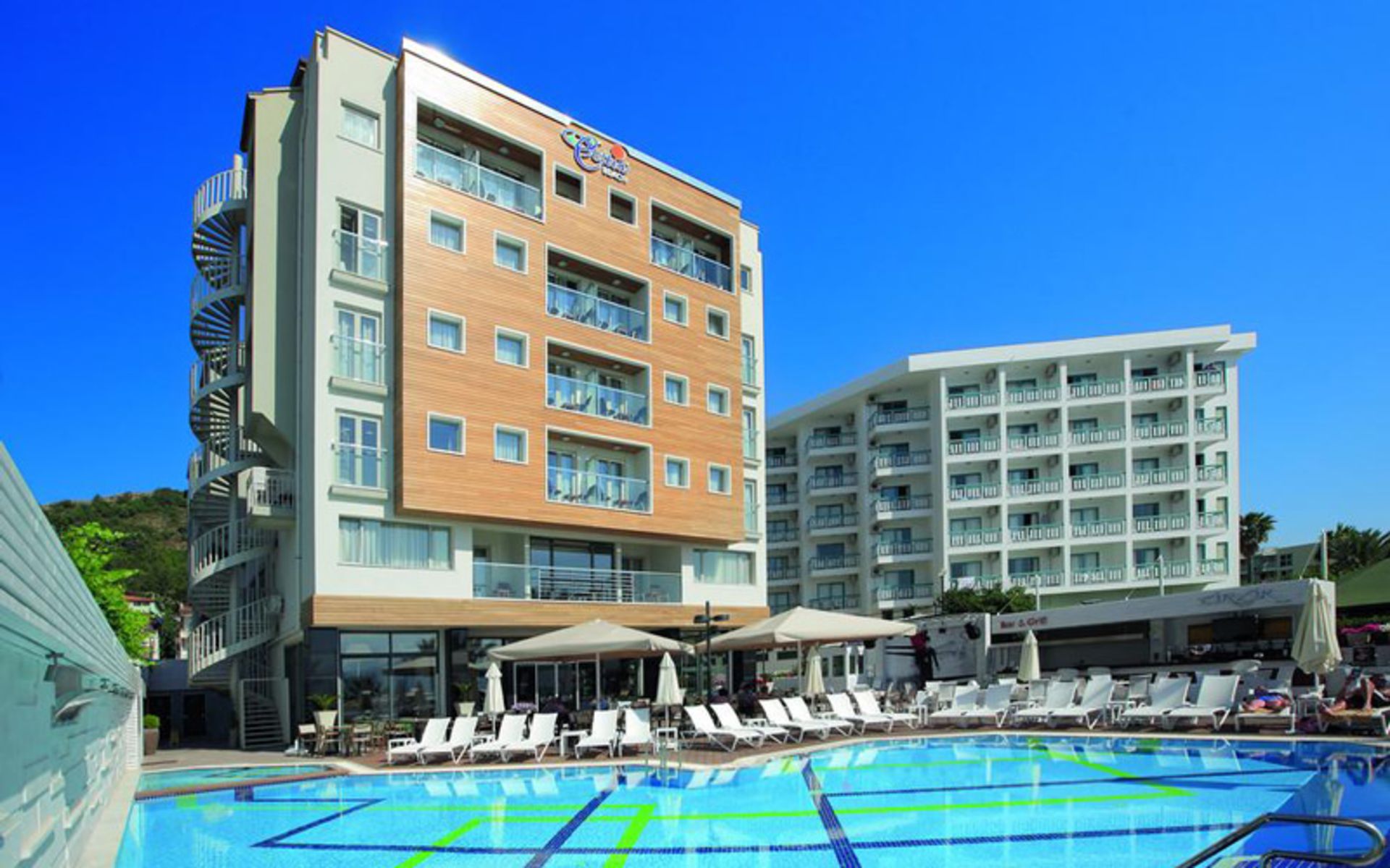هتل ستیا بیچ ریزورت (Cettia Beach Resort)