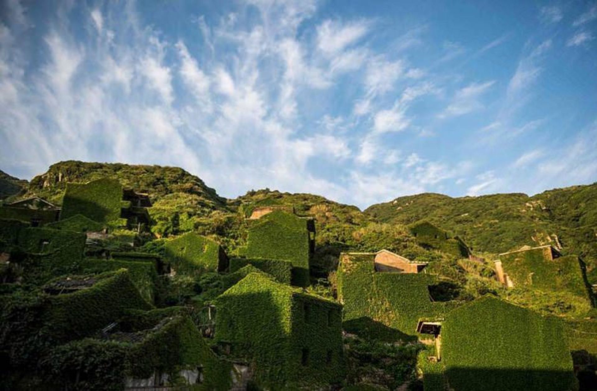 روستای هاتووان در چین