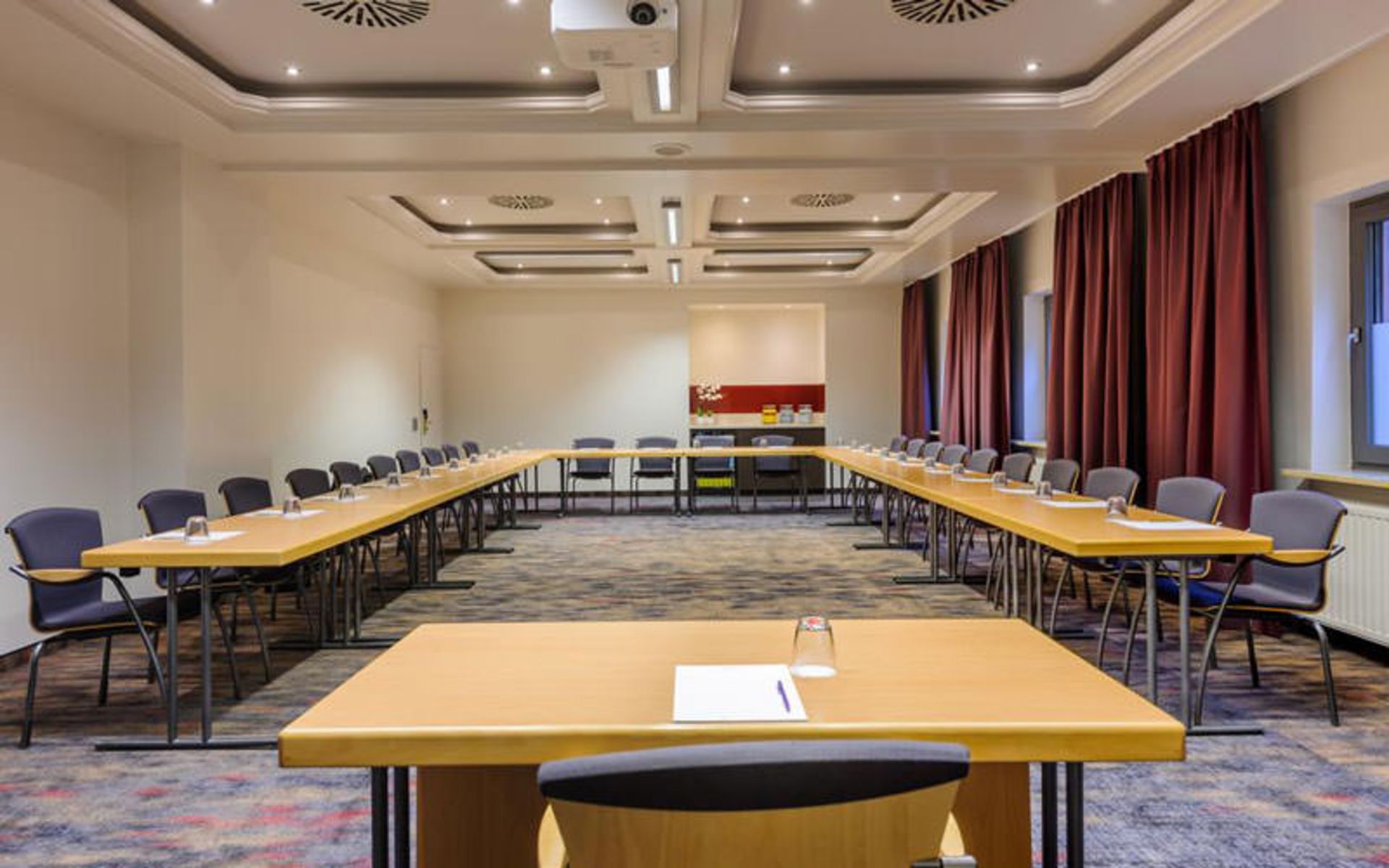 هتل مرکور هتل مونیخ سود مسه (Mercure Hotel München Süd Messe)