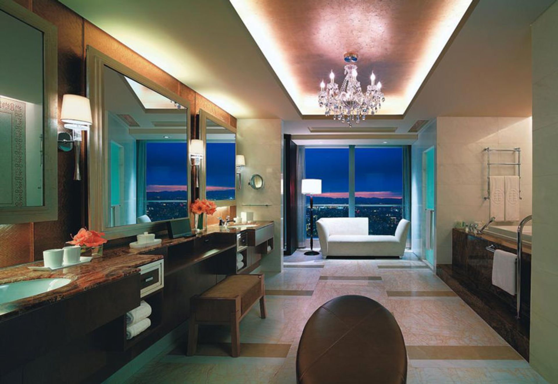 هتل شانگری-لا چاینا ورلد سامیت وینگ (Shangri-la China World Summit Wing)