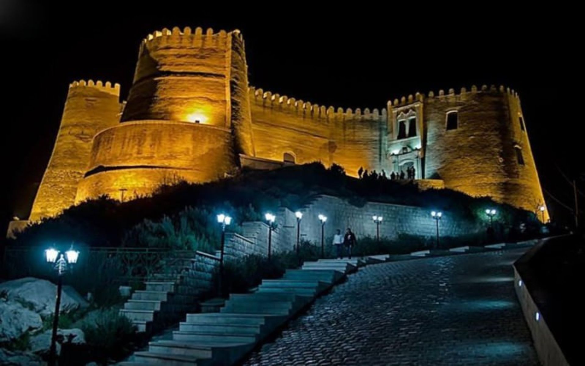 فلک الافلاک