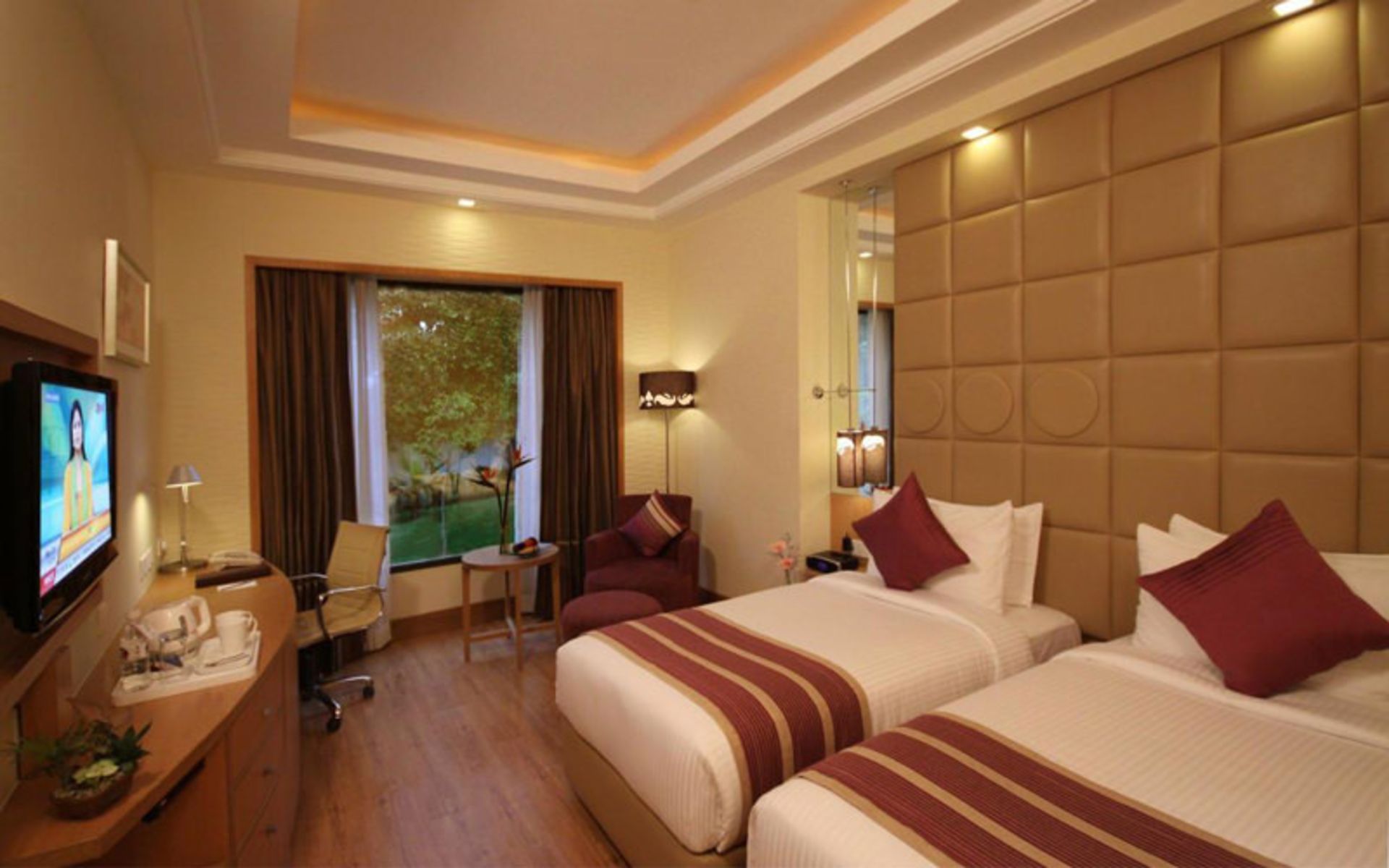 هتل گلدن تولیپ چاتارپور (Golden Tulip Chattarpur)