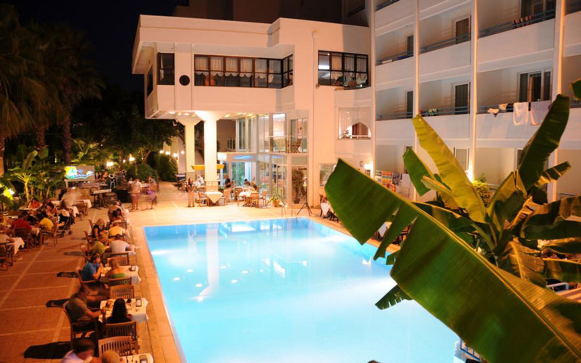 هتل سسین (Sesin Hotel)