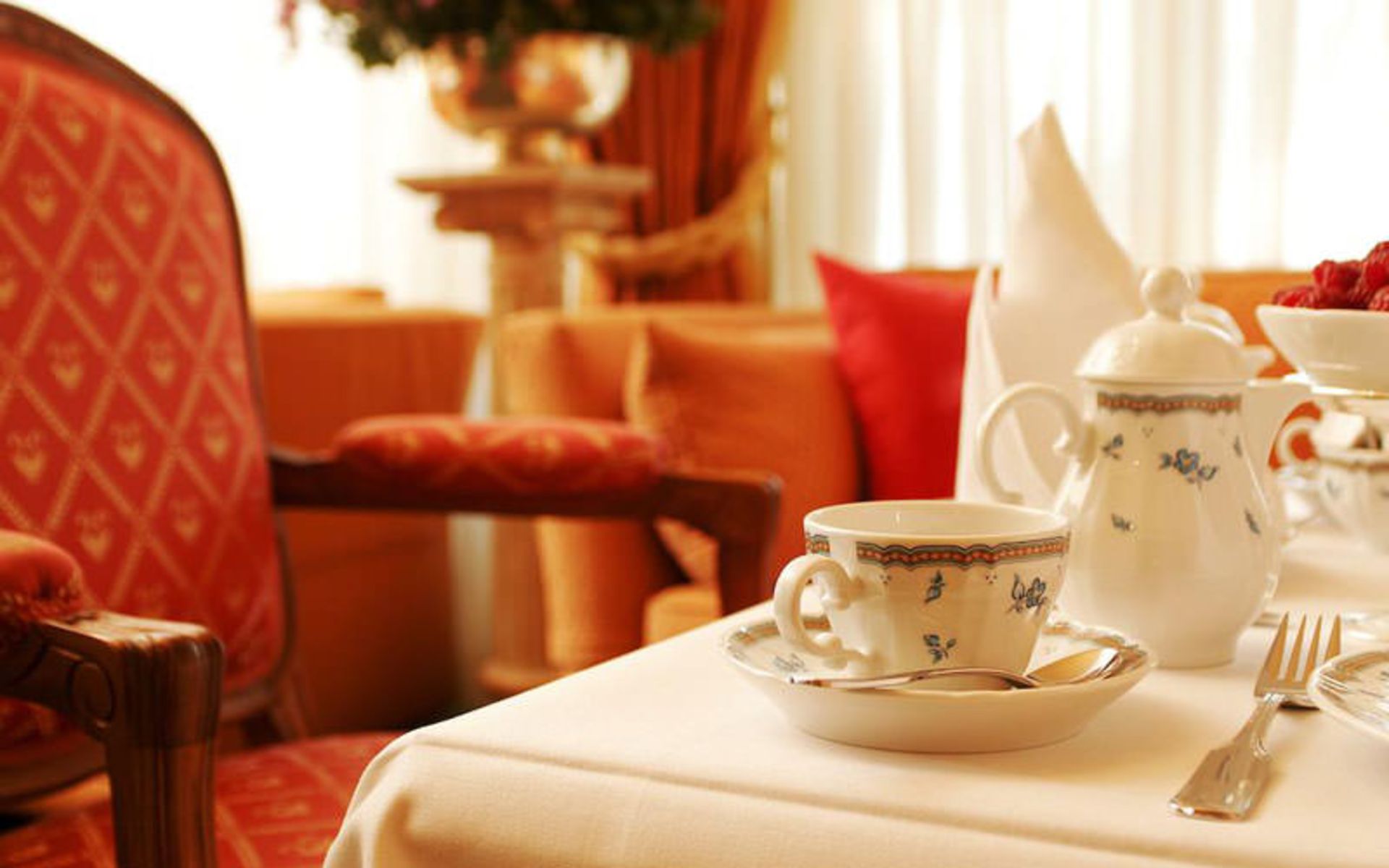 هتل ادمیرال (Hotel Admiral)