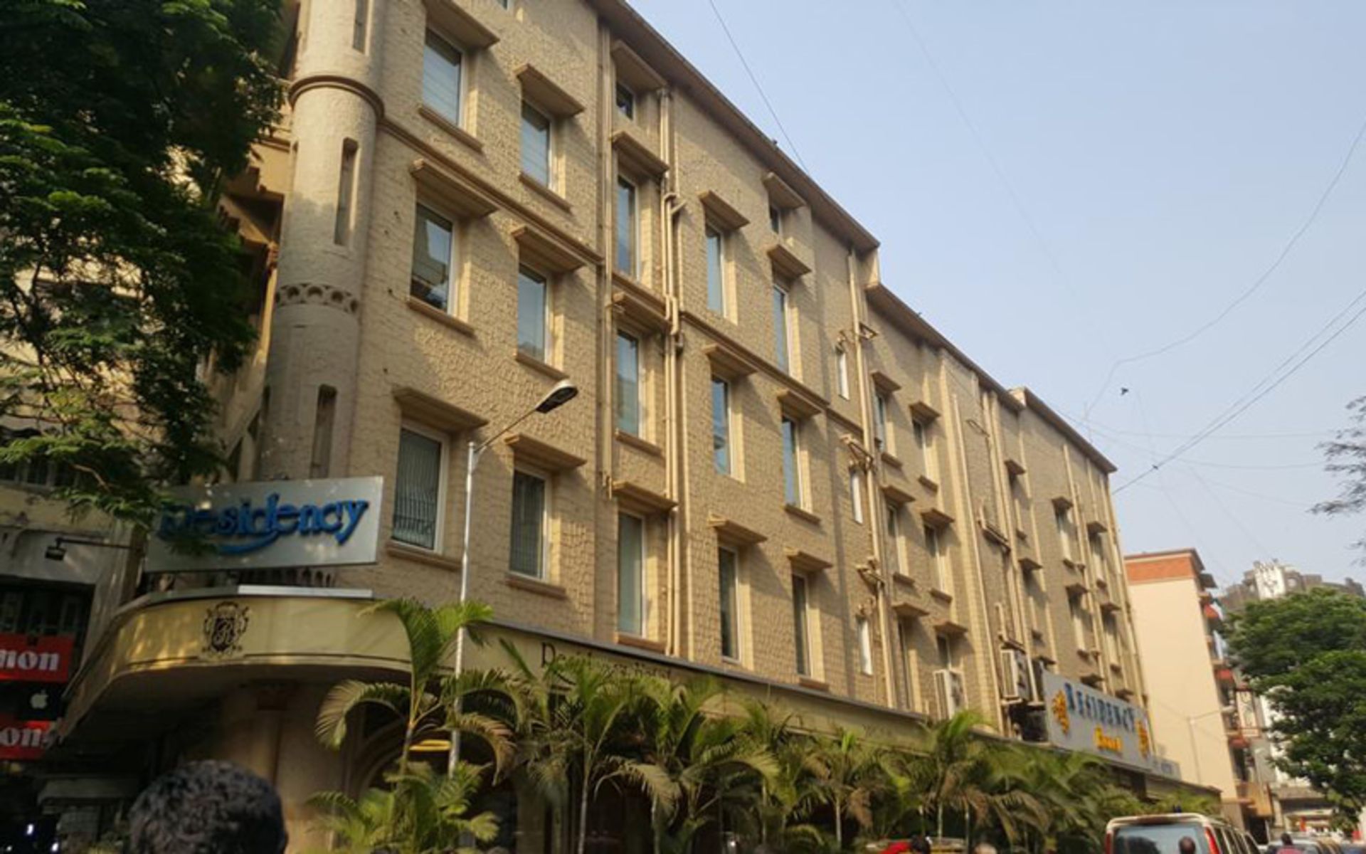 هتل رزیدنسی فورت (Residency Hotel Fort)
