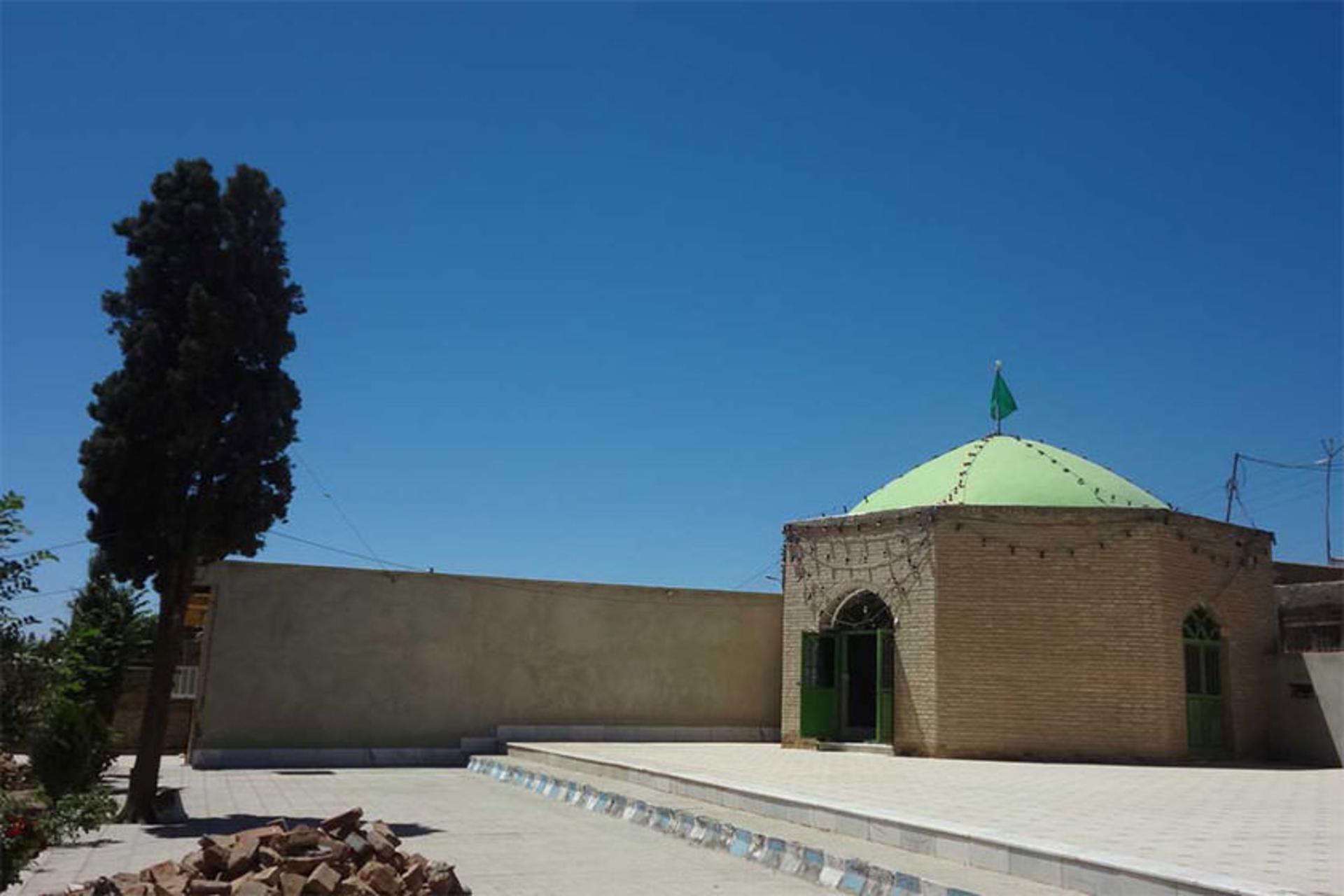 حرم امامزاده زید