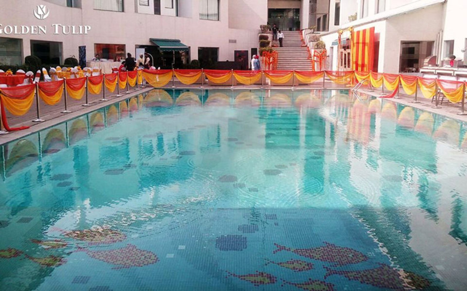 هتل گلدن تولیپ چاتارپور (Golden Tulip Chattarpur)
