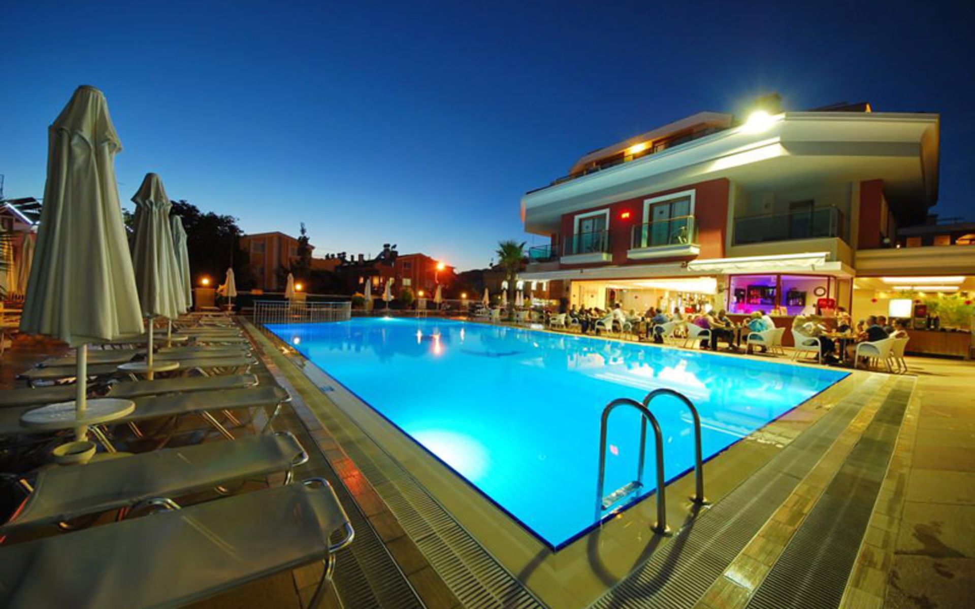 هتل پاشا بی (Pasabey Hotel)
