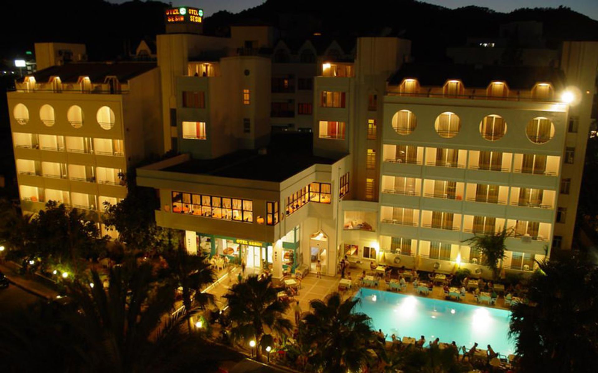 هتل سسین (Sesin Hotel)