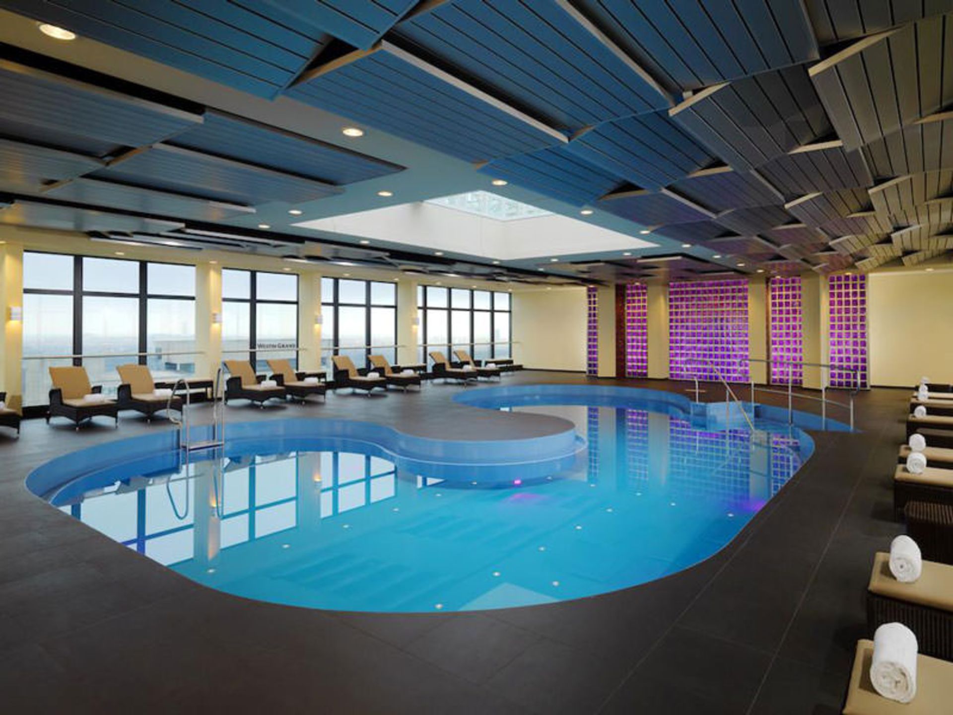 هتل شرایتون مونیخ آرابلا پارک (Sheraton München Arabellapark Hotel)