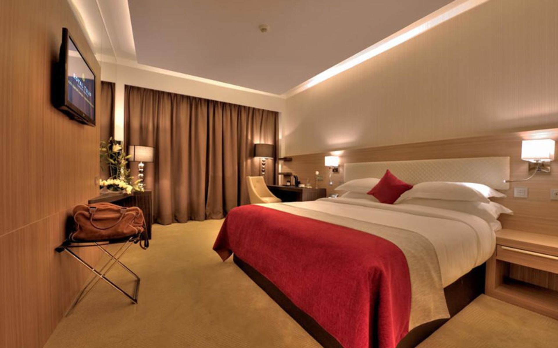 هتل رویال تولیپ سیتی سنتر (Royal Tulip City Center)