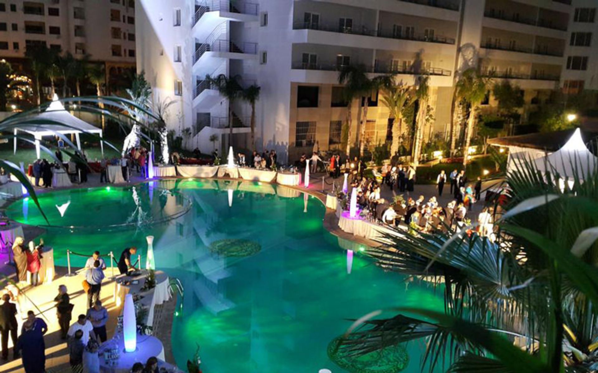 هتل رویال تولیپ سیتی سنتر (Royal Tulip City Center)