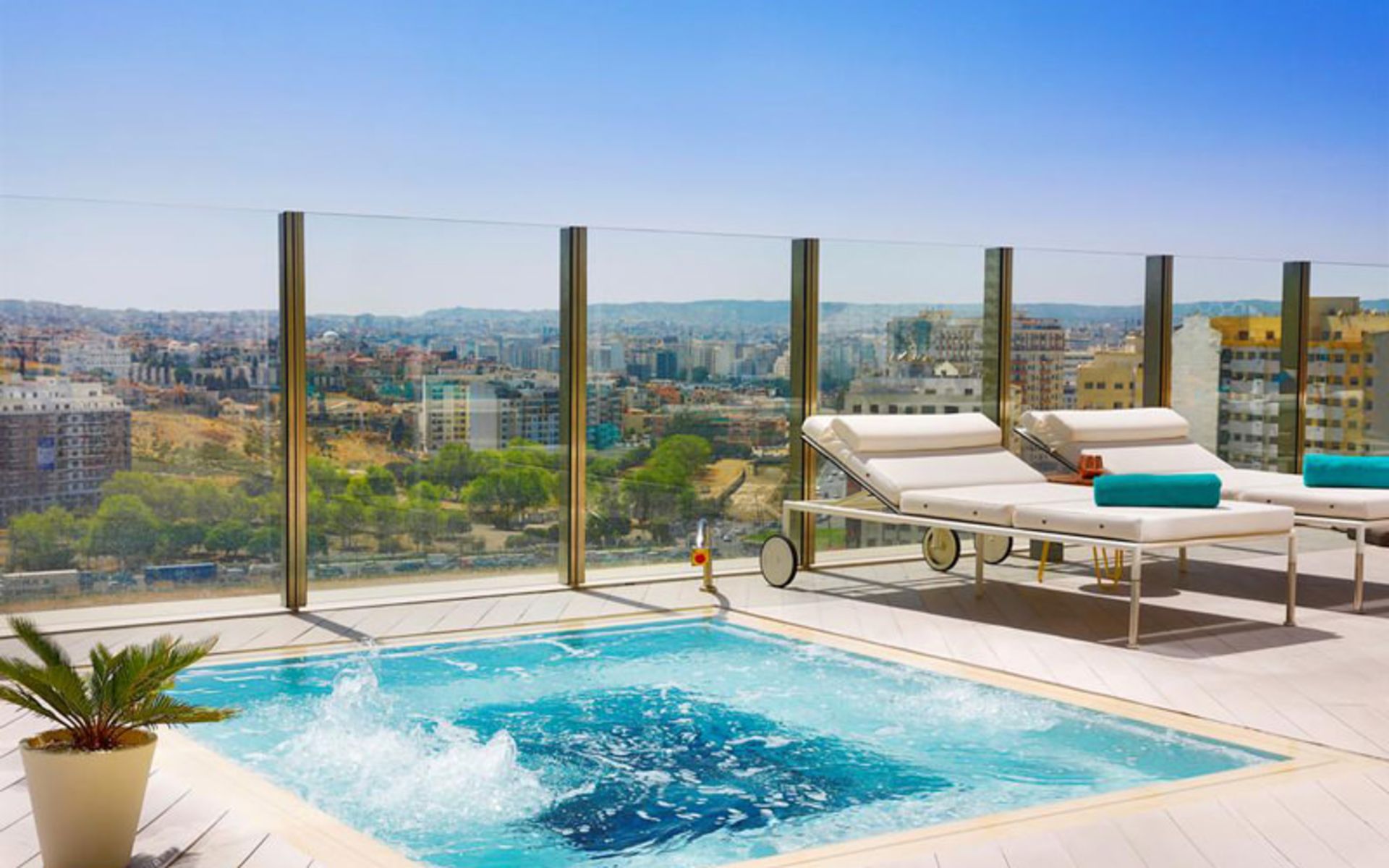 هتل هیلتون طنجه (Hilton Tanger City Center Hotel & Residences)
