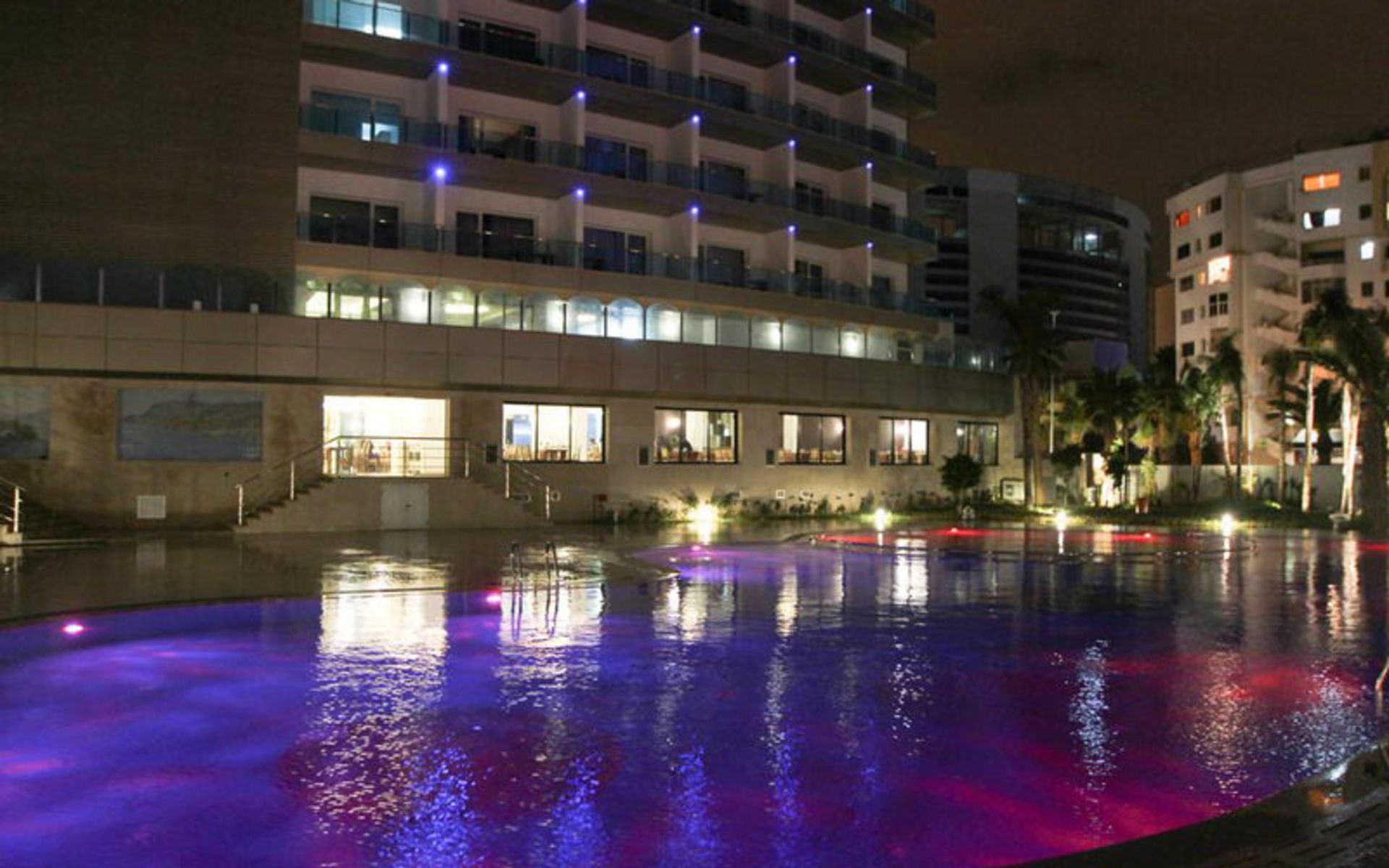 هتل رویال تولیپ سیتی سنتر (Royal Tulip City Center)
