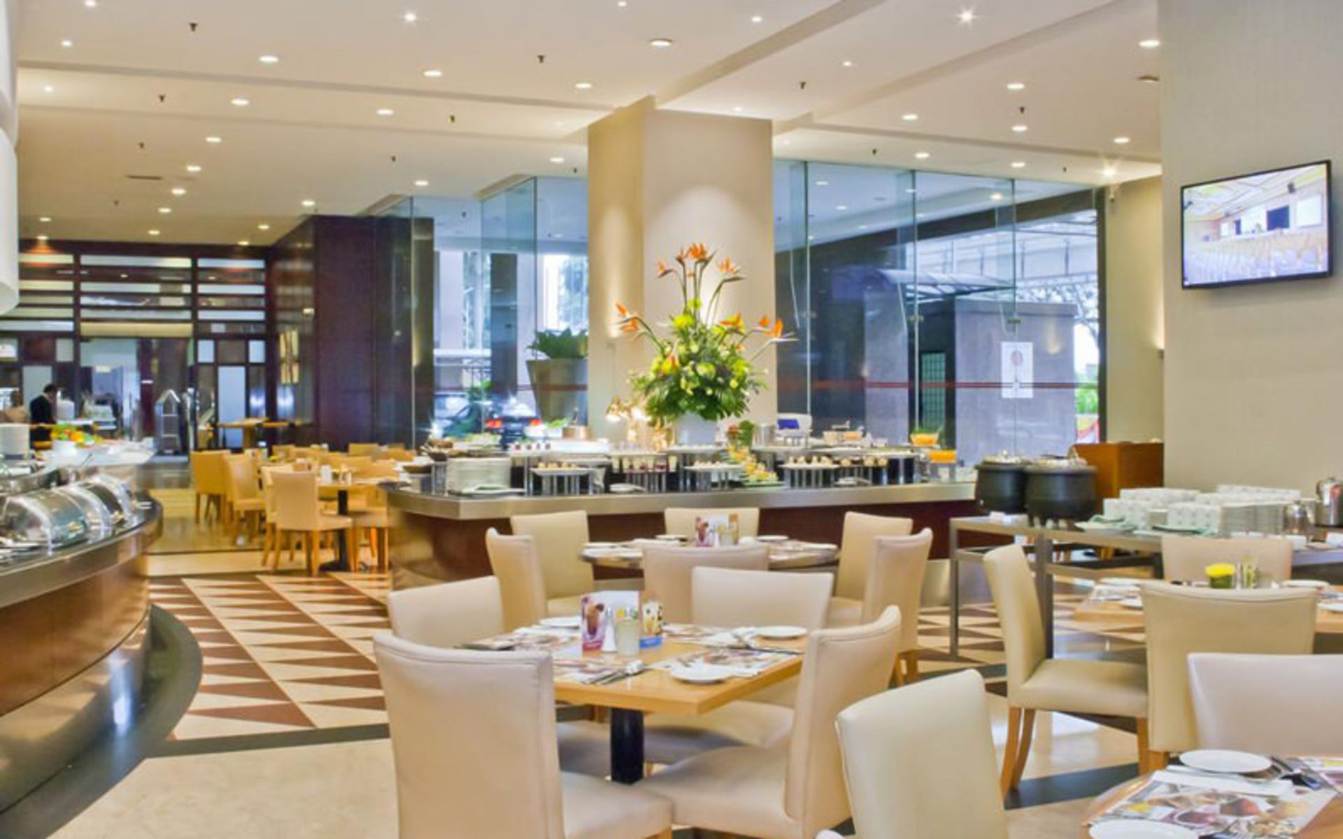 هتل گرند سیزن کوالالامپور (Grand Seasons Hotel Kuala Lumpur)