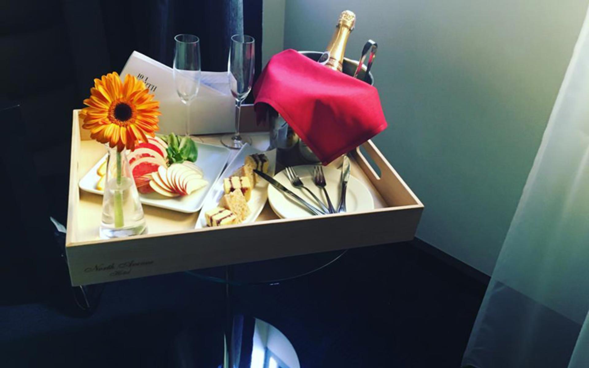 هتل نورث اونیو (North Avenue Hotel)