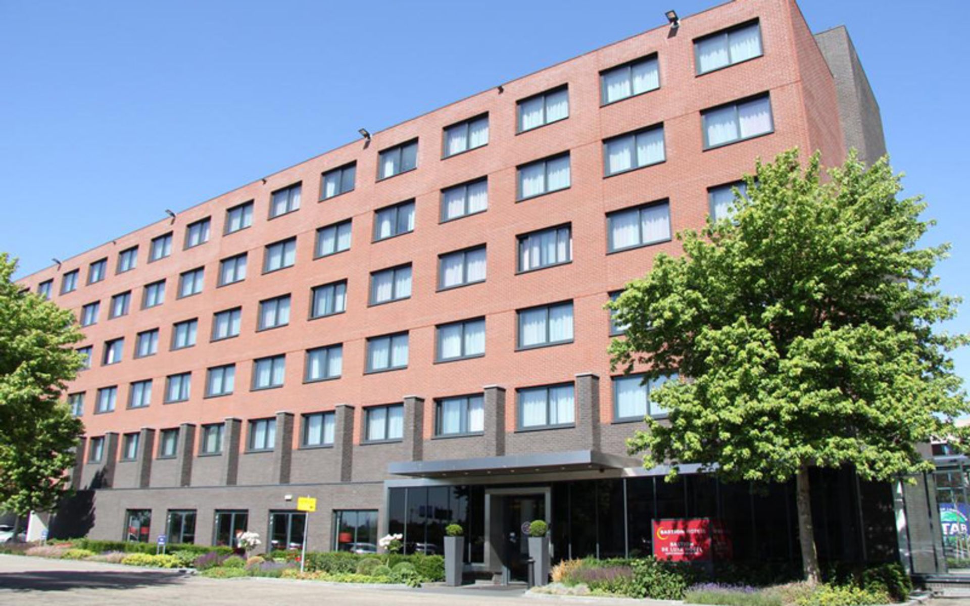 هتل باستین آمستردام ایرپورت (Bastion Hotel Amsterdam Airport)