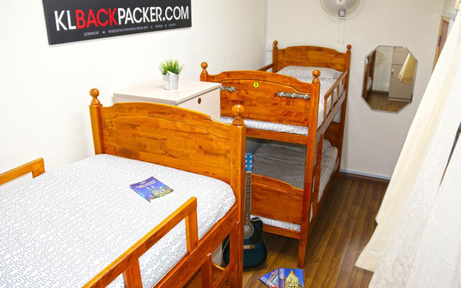 هتل کی‌ال بک پکر دات کام (KLBackpacker.Com)